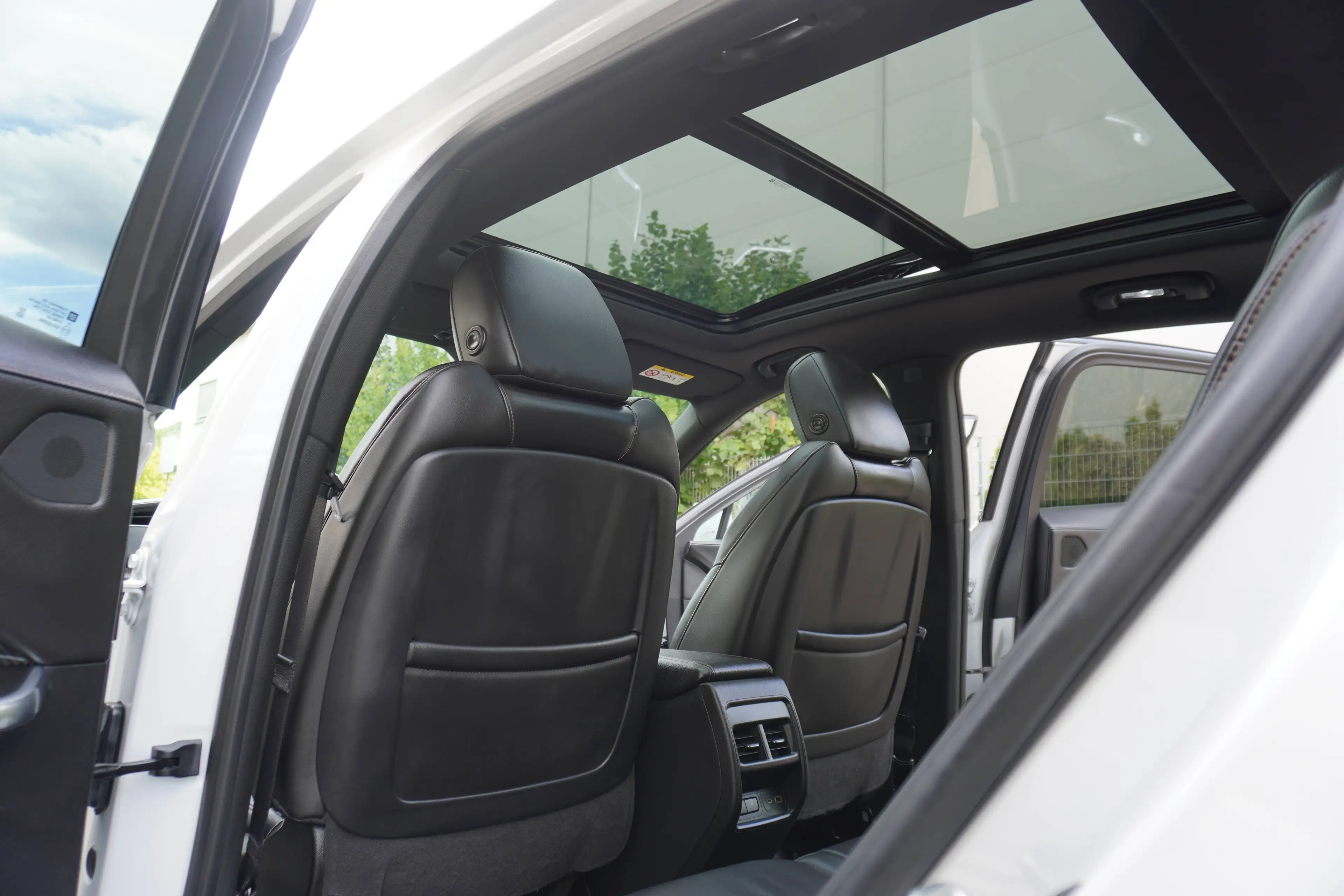 Cadillac XT4 Sport 2.0 TD LEDER+NAVI+PANORAMA+KAMERA+AHK+ALU+71Tkm — photo 15