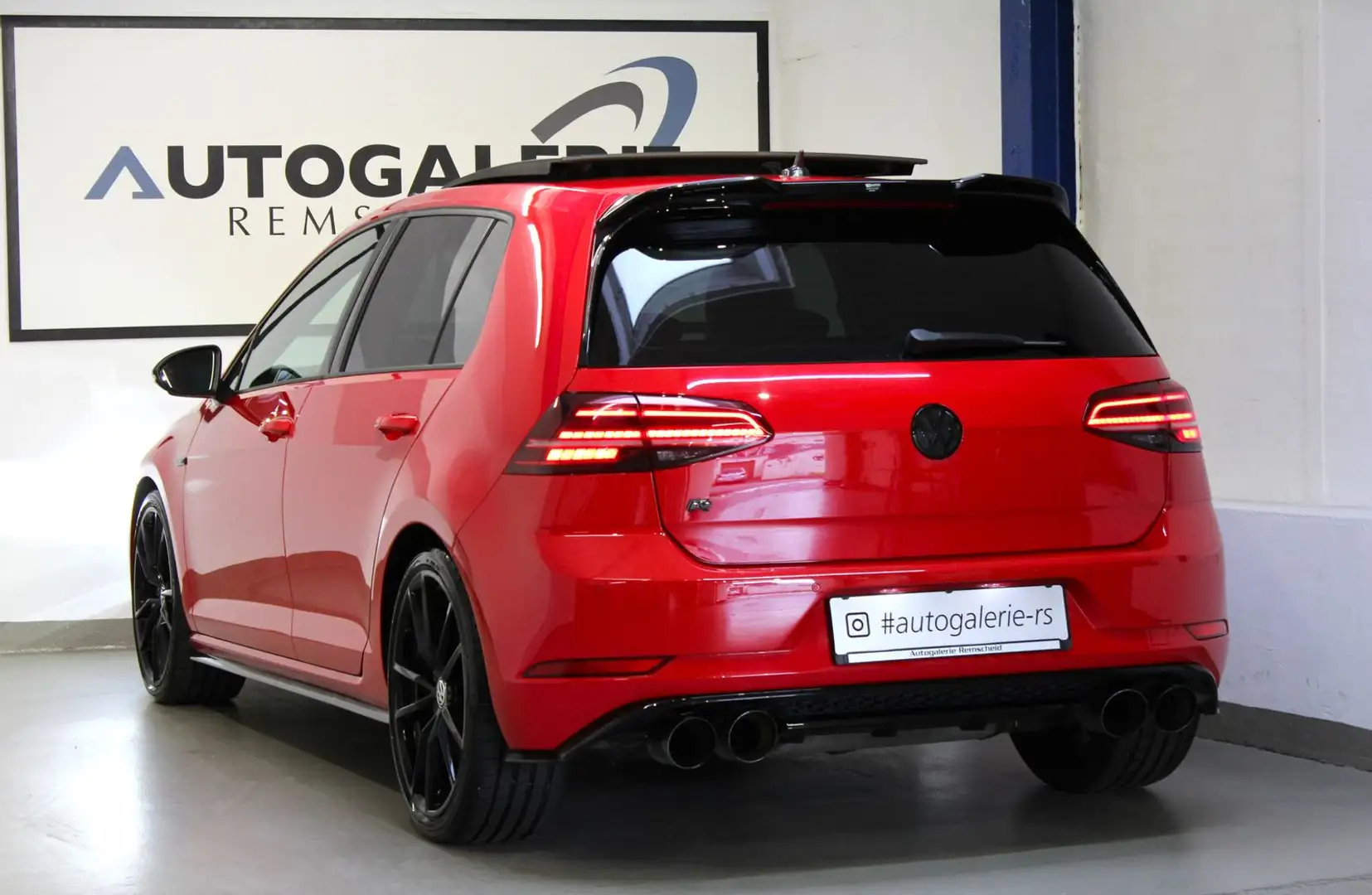 Volkswagen Golf VII R DSG 4M*NO OPF*LEDER*PANO*VOLL*REMUS* Rouge - 1