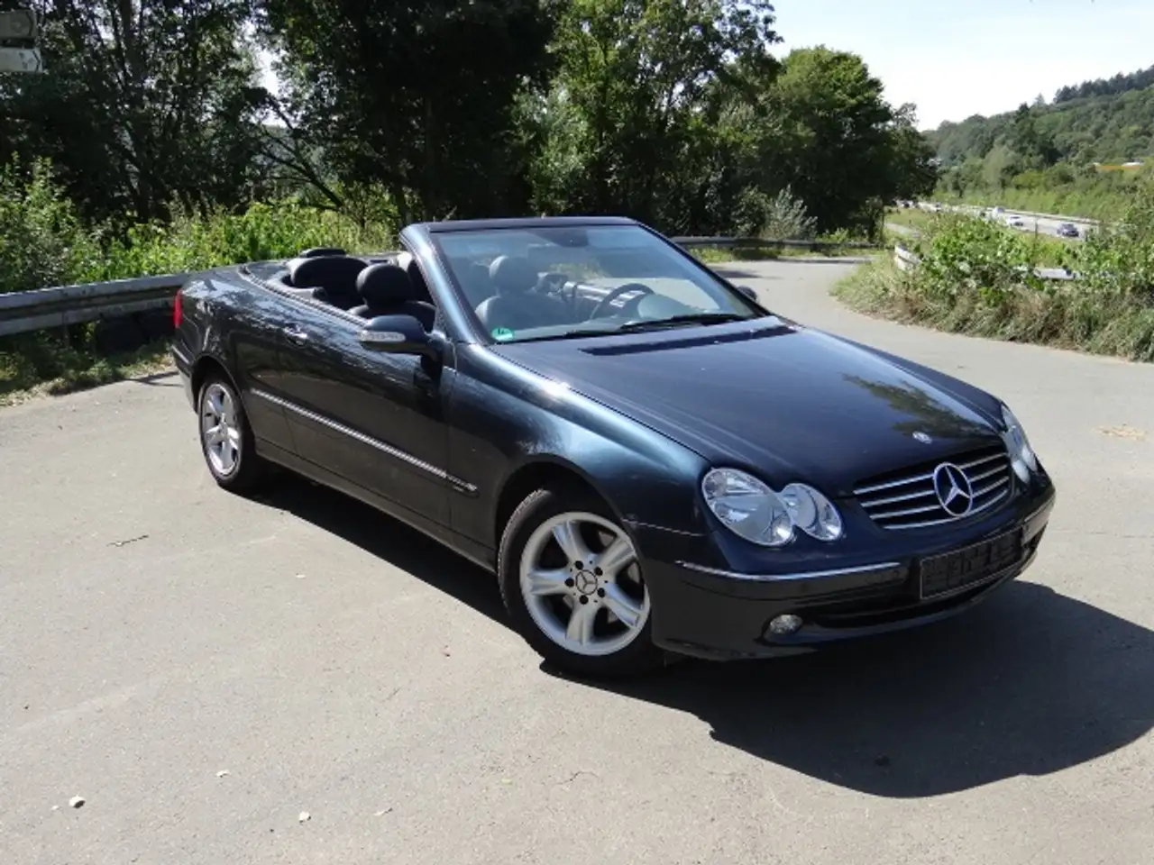 Mercedes-Benz CLK 320