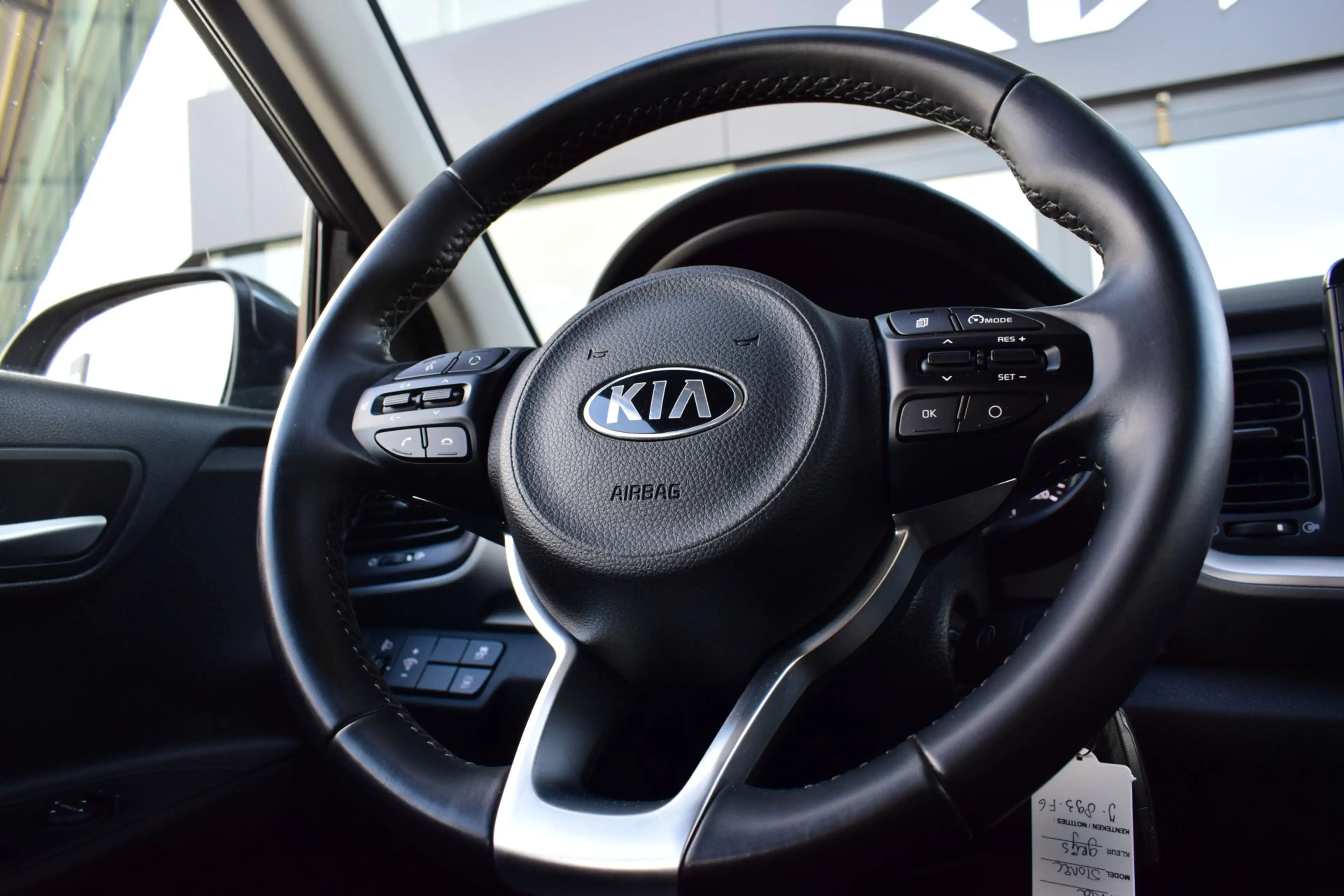 Kia Stonic 1.0 T-GDi DynamicLine | Navigatie | Camera | Cruis — photo 14