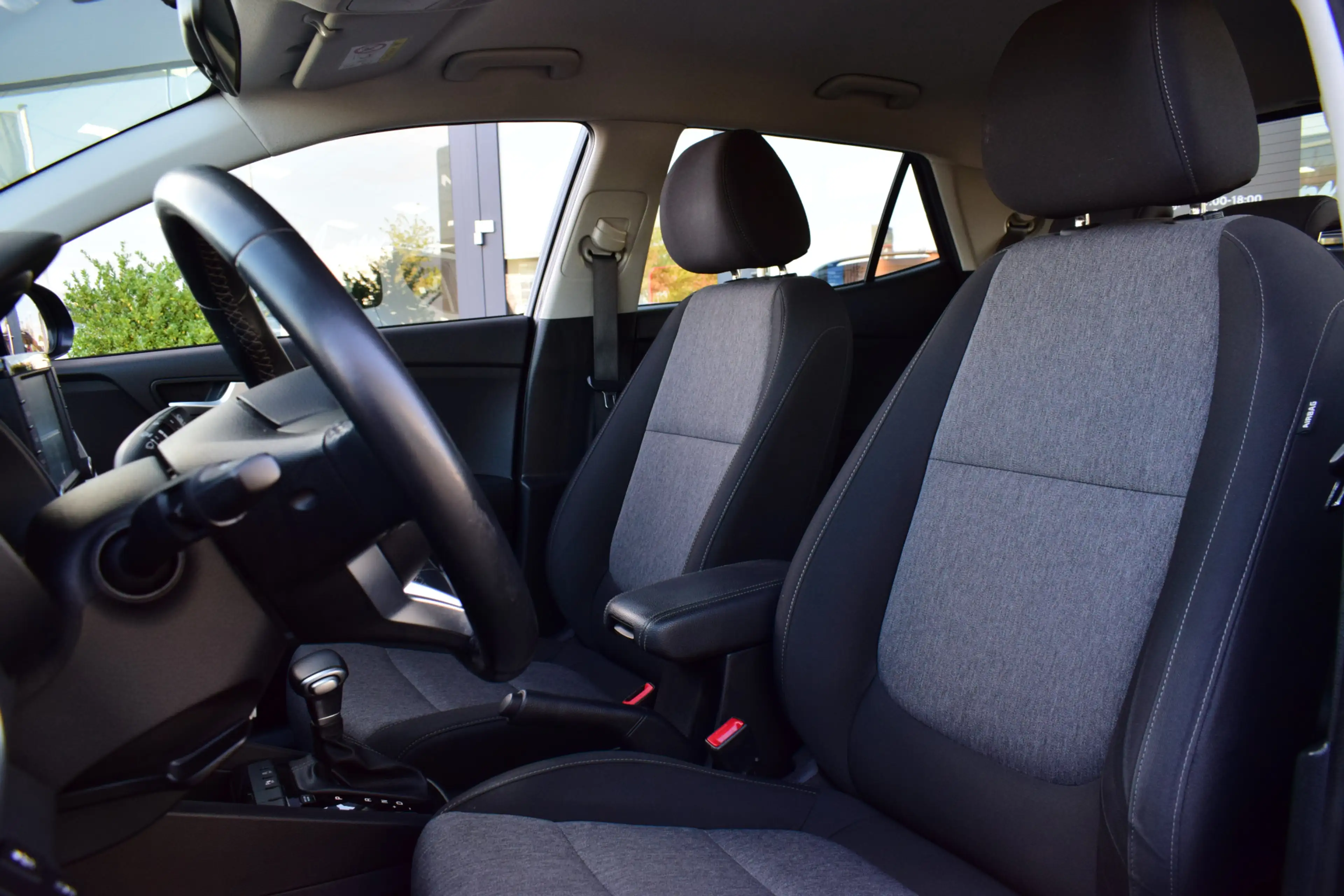 Kia Stonic 1.0 T-GDi DynamicLine | Navigatie | Camera | Cruis — photo 8