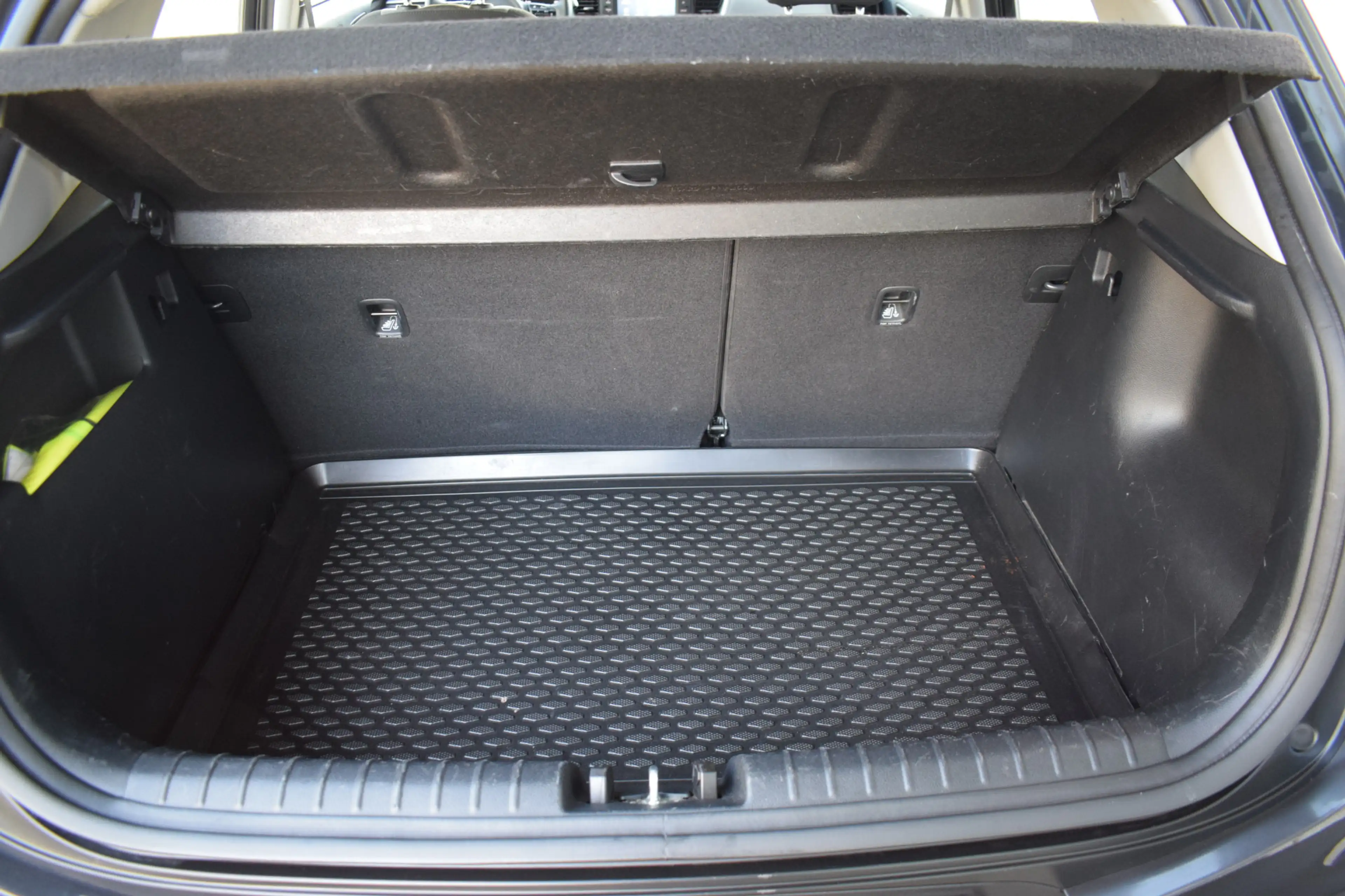 Kia Stonic 1.0 T-GDi DynamicLine | Navigatie | Camera | Cruis — photo 10