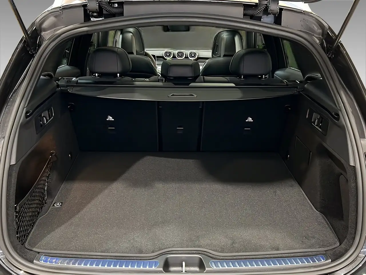 Mercedes-Benz GLC 220 d 4M AMG+DIGITAL+Ambi+Pano+TotW+AHK+360° 6