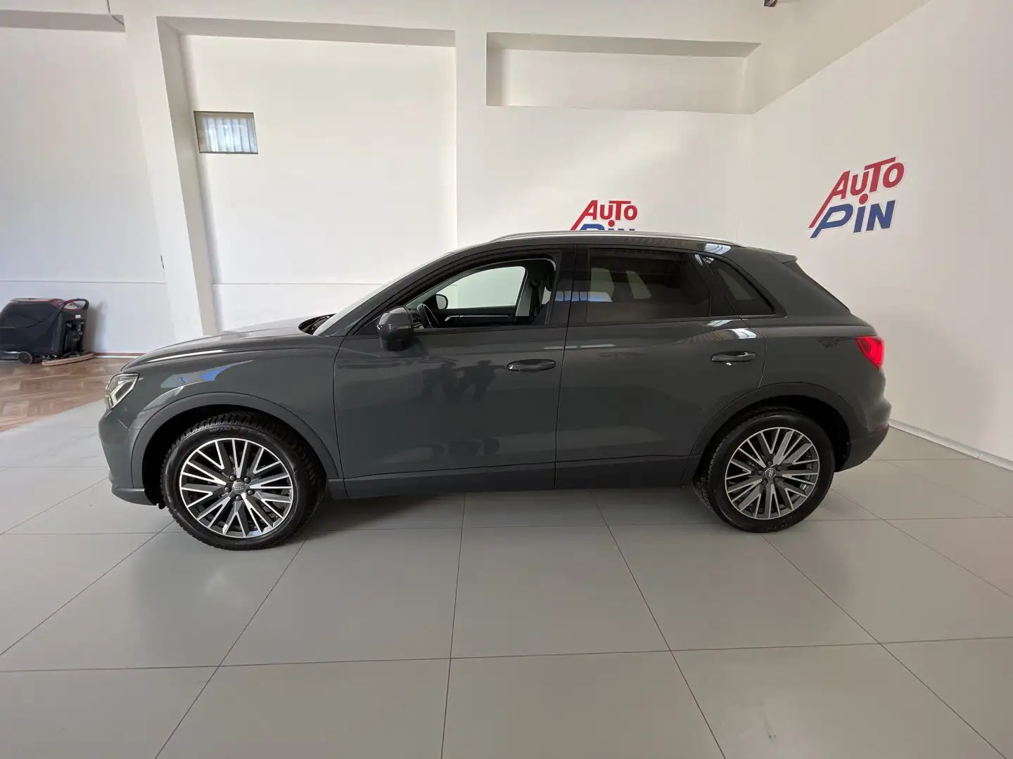 Audi Q3 Q3 35 TDI S tronic Business - 2