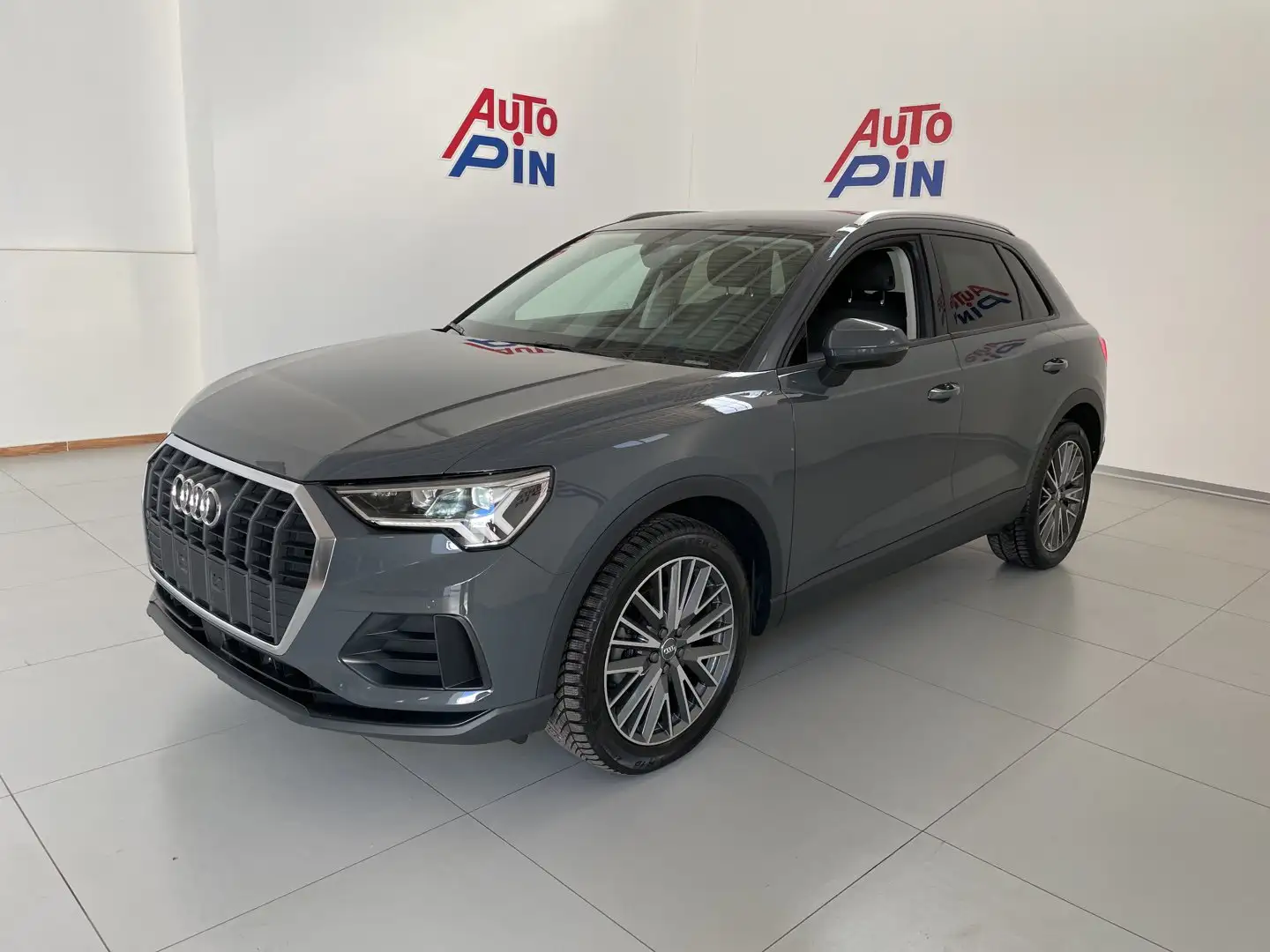 Audi Q3 Q3 35 TDI S tronic Business - 1
