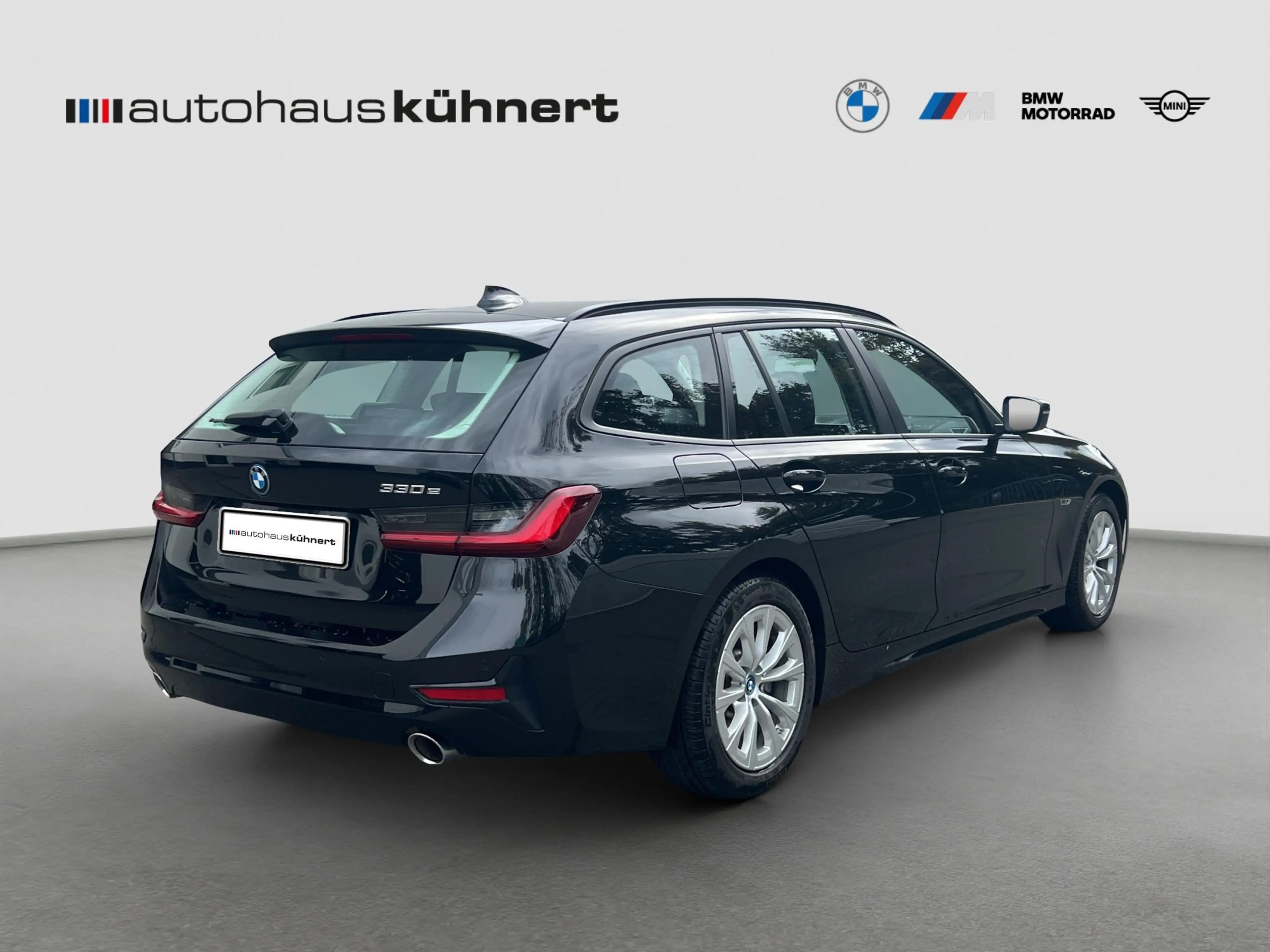 BMW 330 e Touring Advantage LED ACC StHzg HUD Hifi DAB — photo 7
