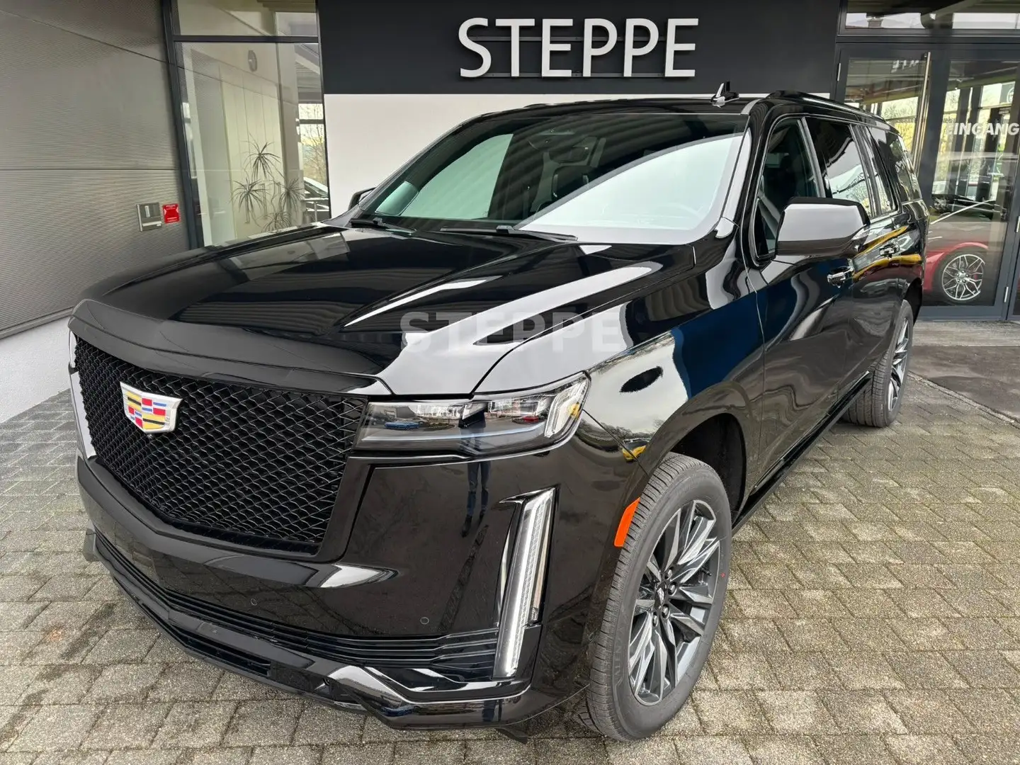 Cadillac Escalade 6.2 V8 ESV Sport Platinum EU-Navi AHK Schwarz - 1