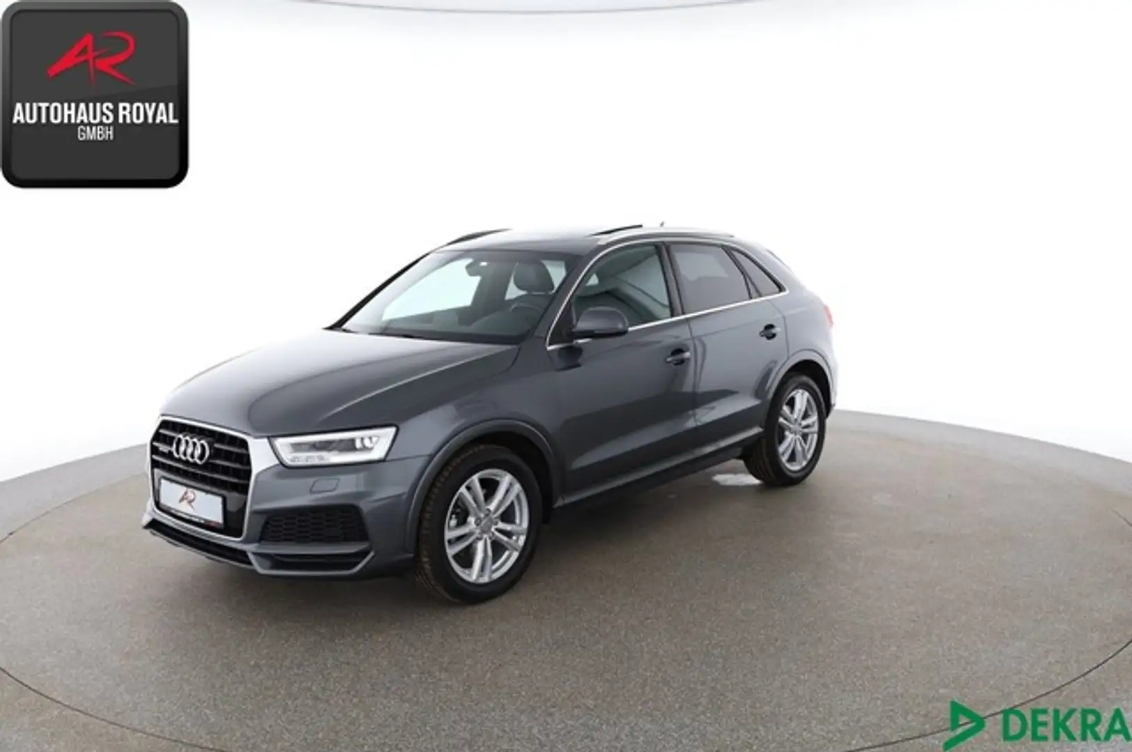 Audi Q3 2.0 TDI qu S LINE PANO,KEYLESSGO,KAMERA,NAVI Grau - 1