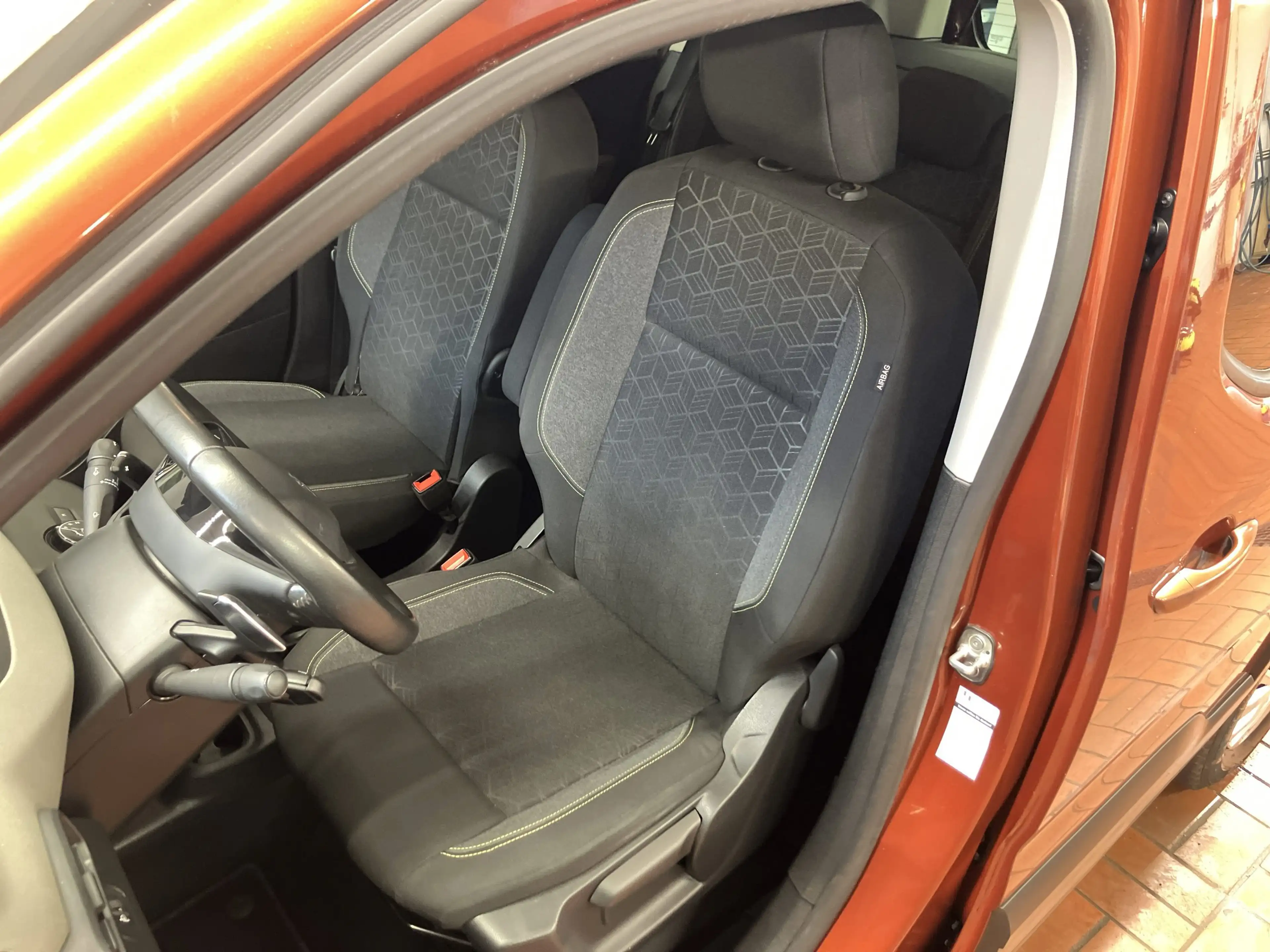 Peugeot Rifter 1.5 BlueHDi 130 L1 Active PDC+AUT+SpurH — photo 8