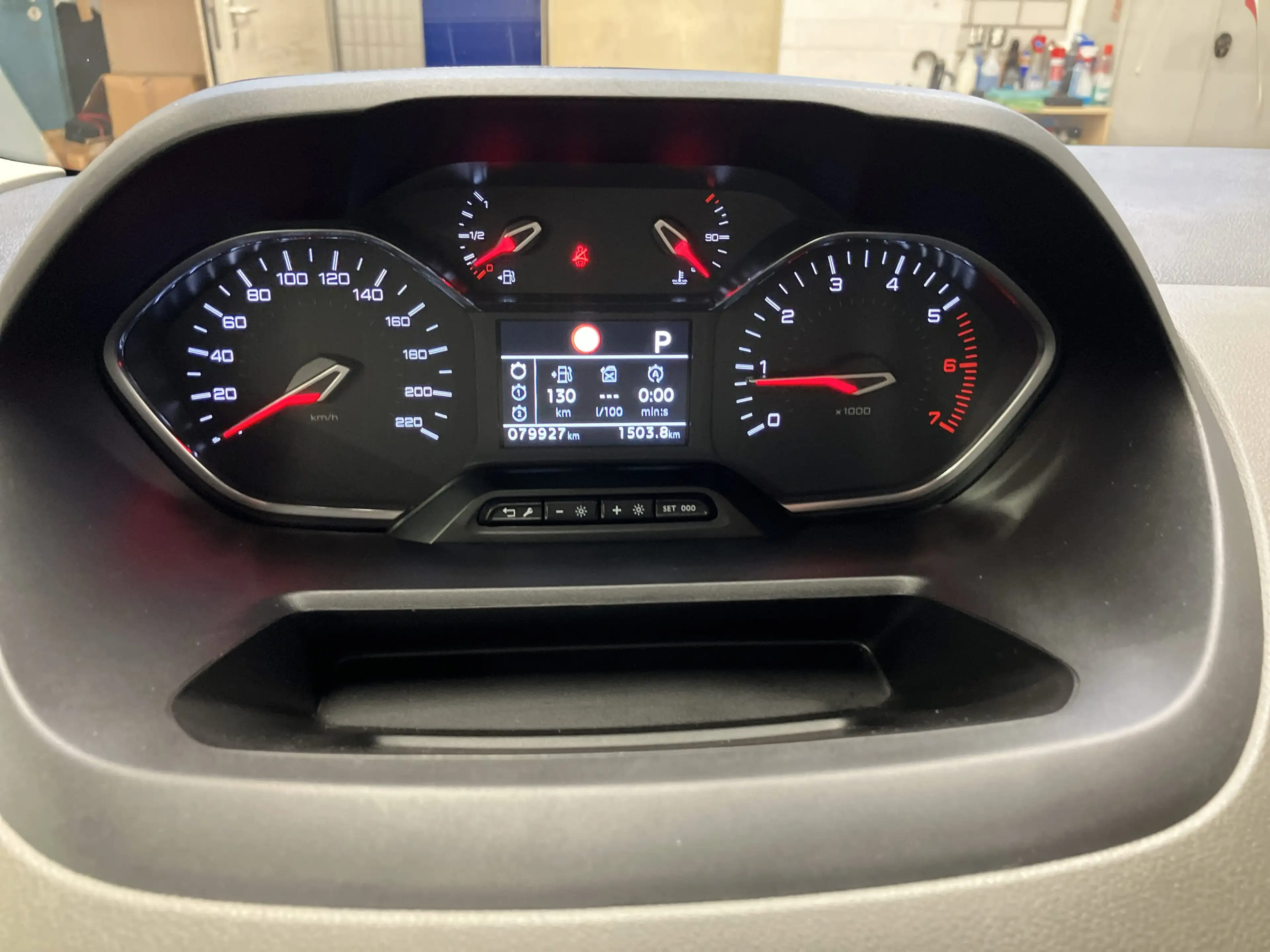 Peugeot Rifter 1.5 BlueHDi 130 L1 Active PDC+AUT+SpurH — photo 10
