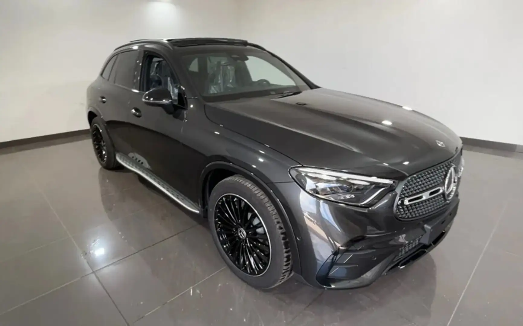 Mercedes-Benz GLC 220 GLC 220 d 4Matic Mild hybrid Coupé AMG Line Advan Šedá - 2