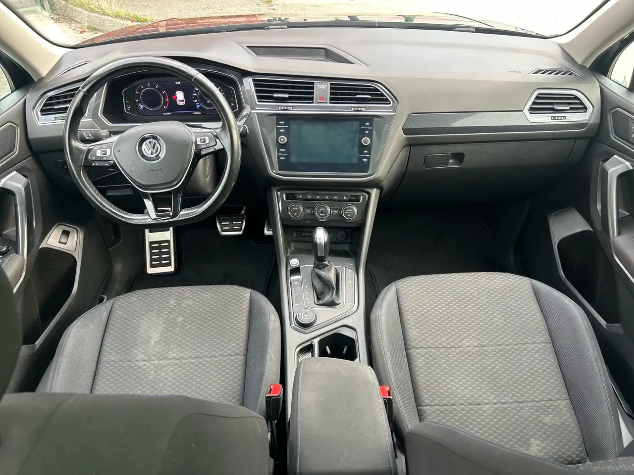 Volkswagen Tiguan снимка Volkswagen Tiguan