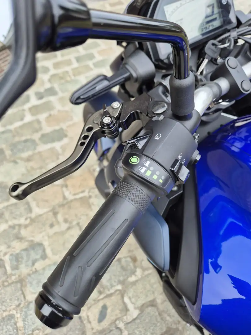 Yamaha MT-03 Bleu - 2