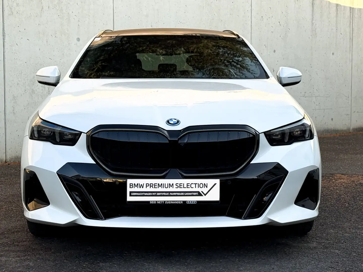 BMW 530 e xDrive M-Sportpaket Pro Weiß - 2