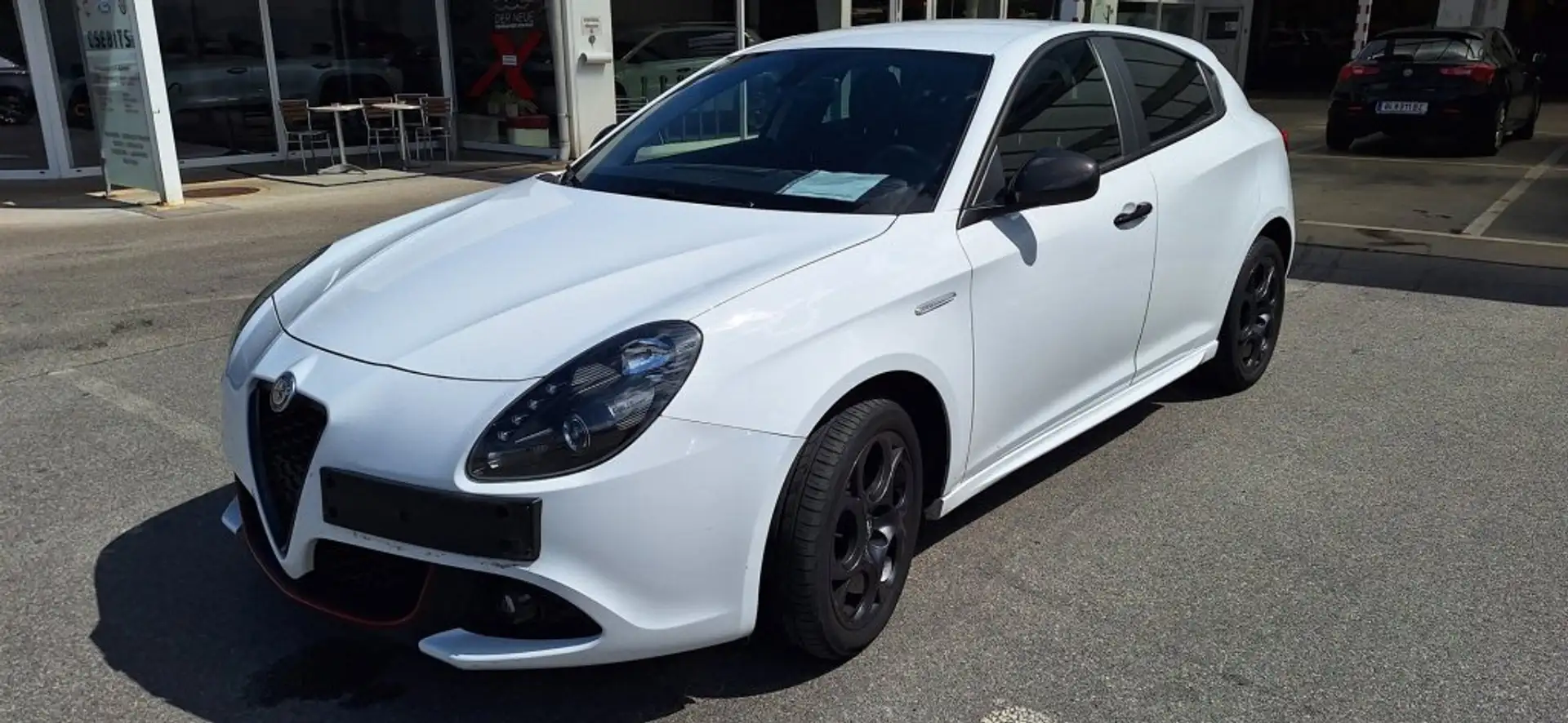 Alfa Romeo Giulietta MY20 1,6 JTDM-2 B-Tech Weiß - 1