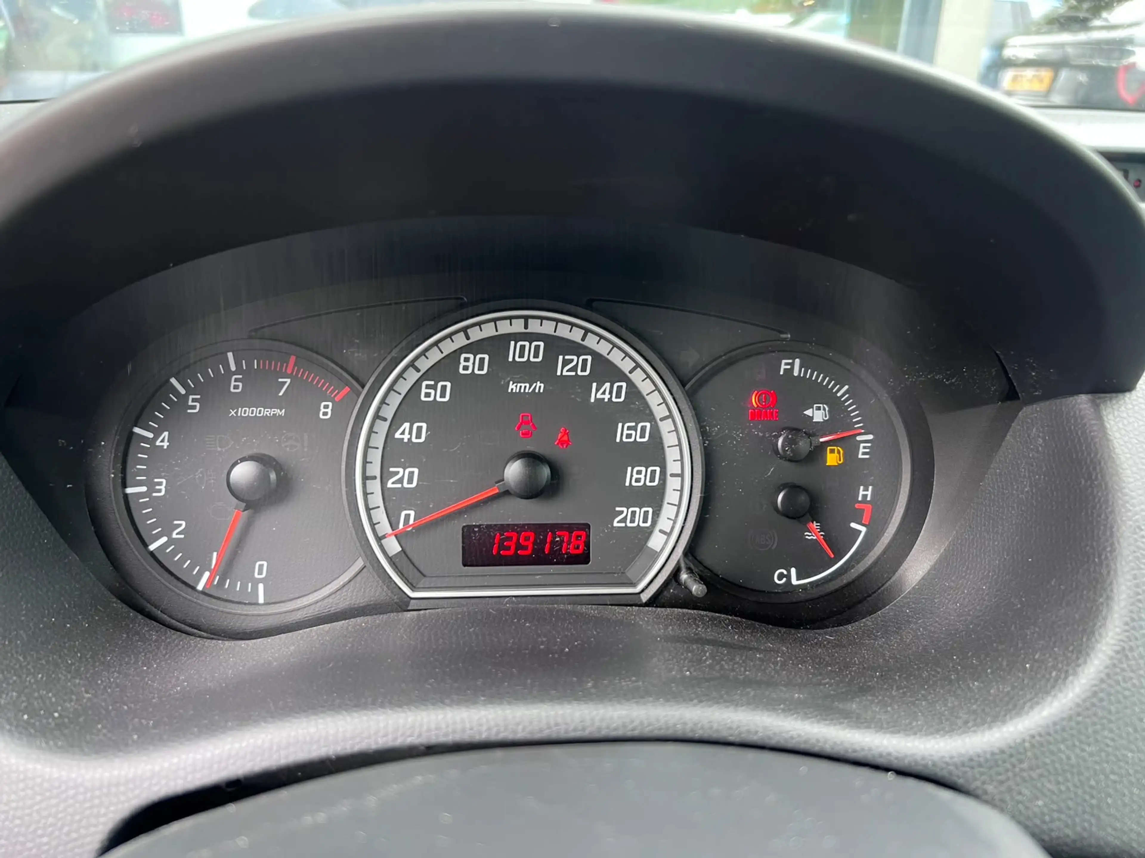 Suzuki Swift 1.3 Comfort | Bluetooth | LM velgen | Airco | Led — photo 14