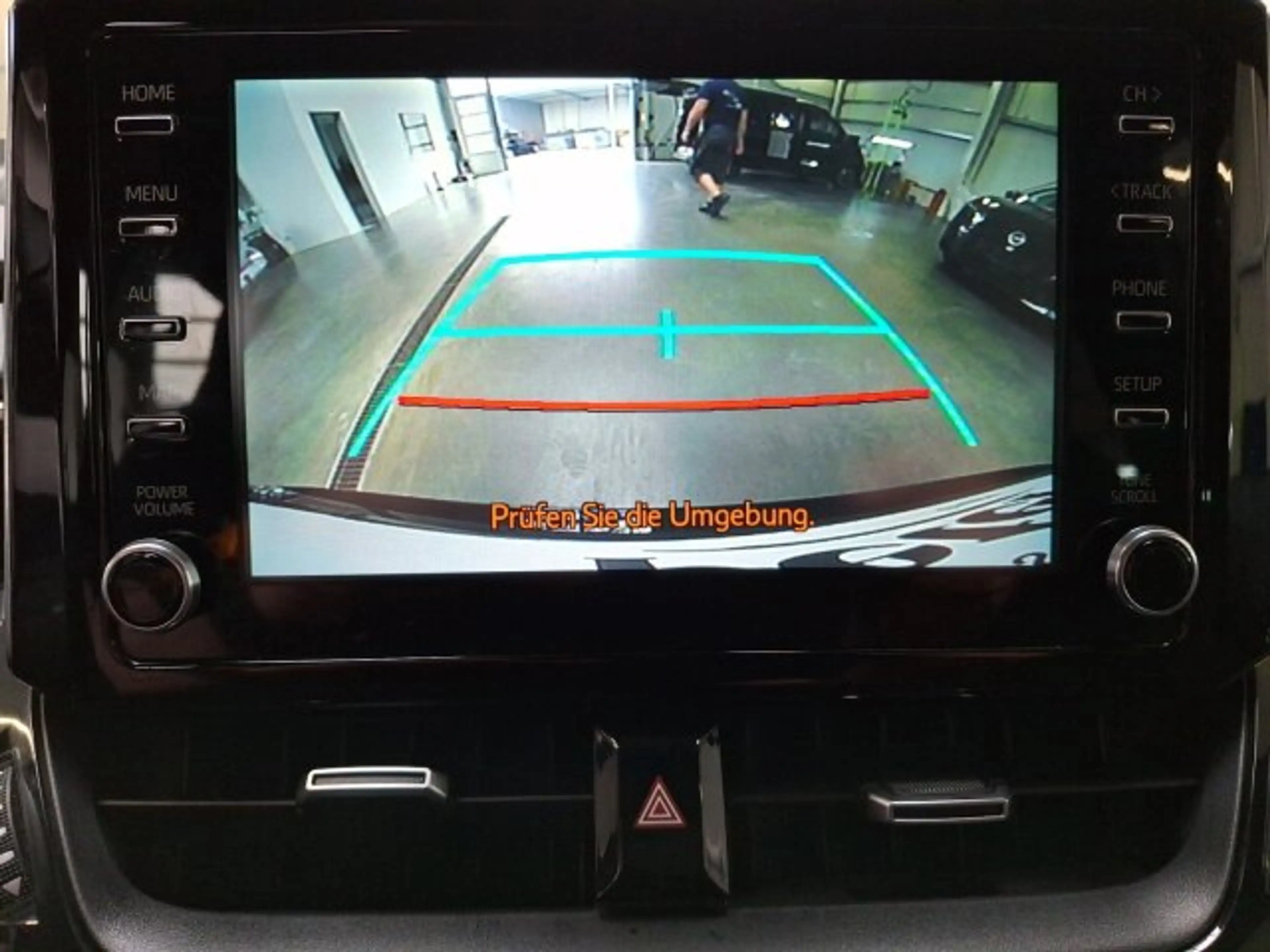 Suzuki Swace Swace 1.8 Hybrid Comfort+ Automatik — photo 11
