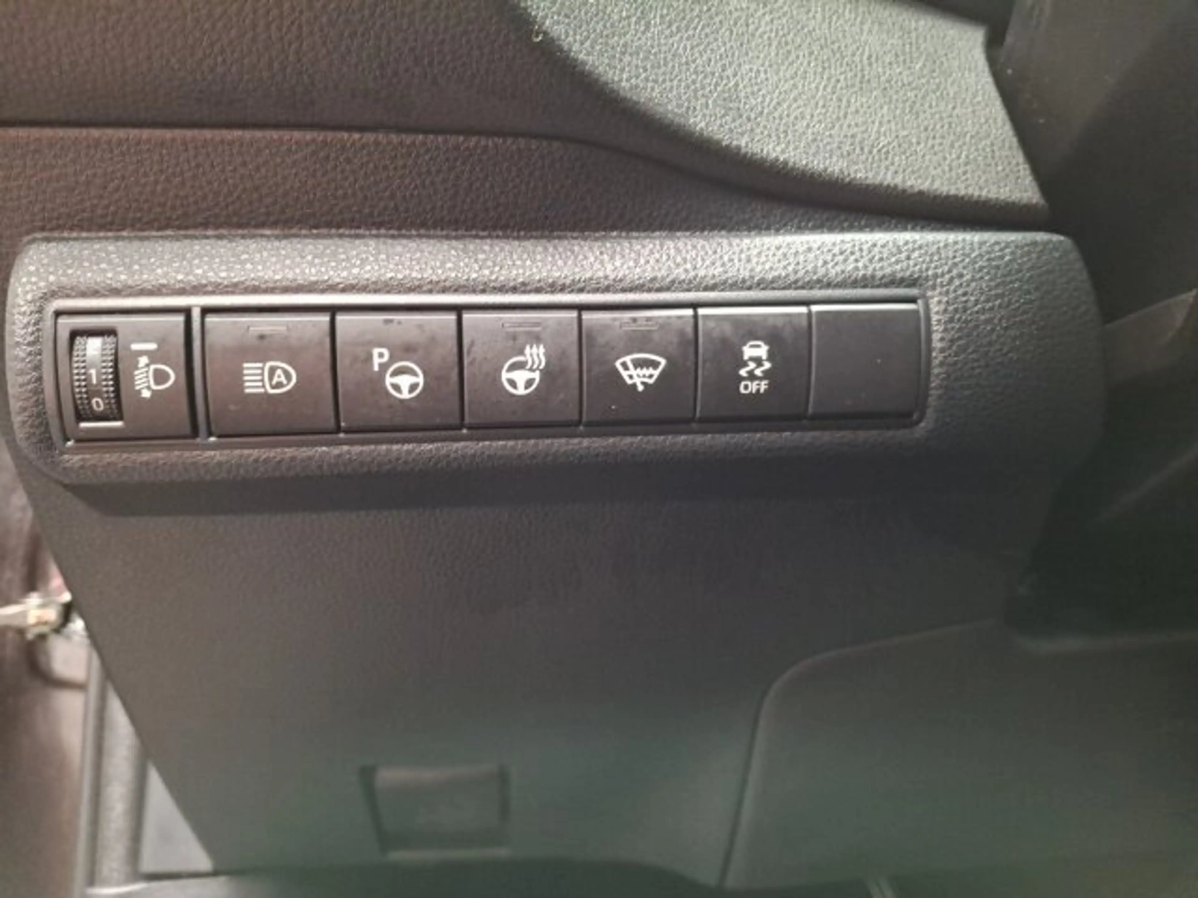 Suzuki Swace Swace 1.8 Hybrid Comfort+ Automatik — photo 9