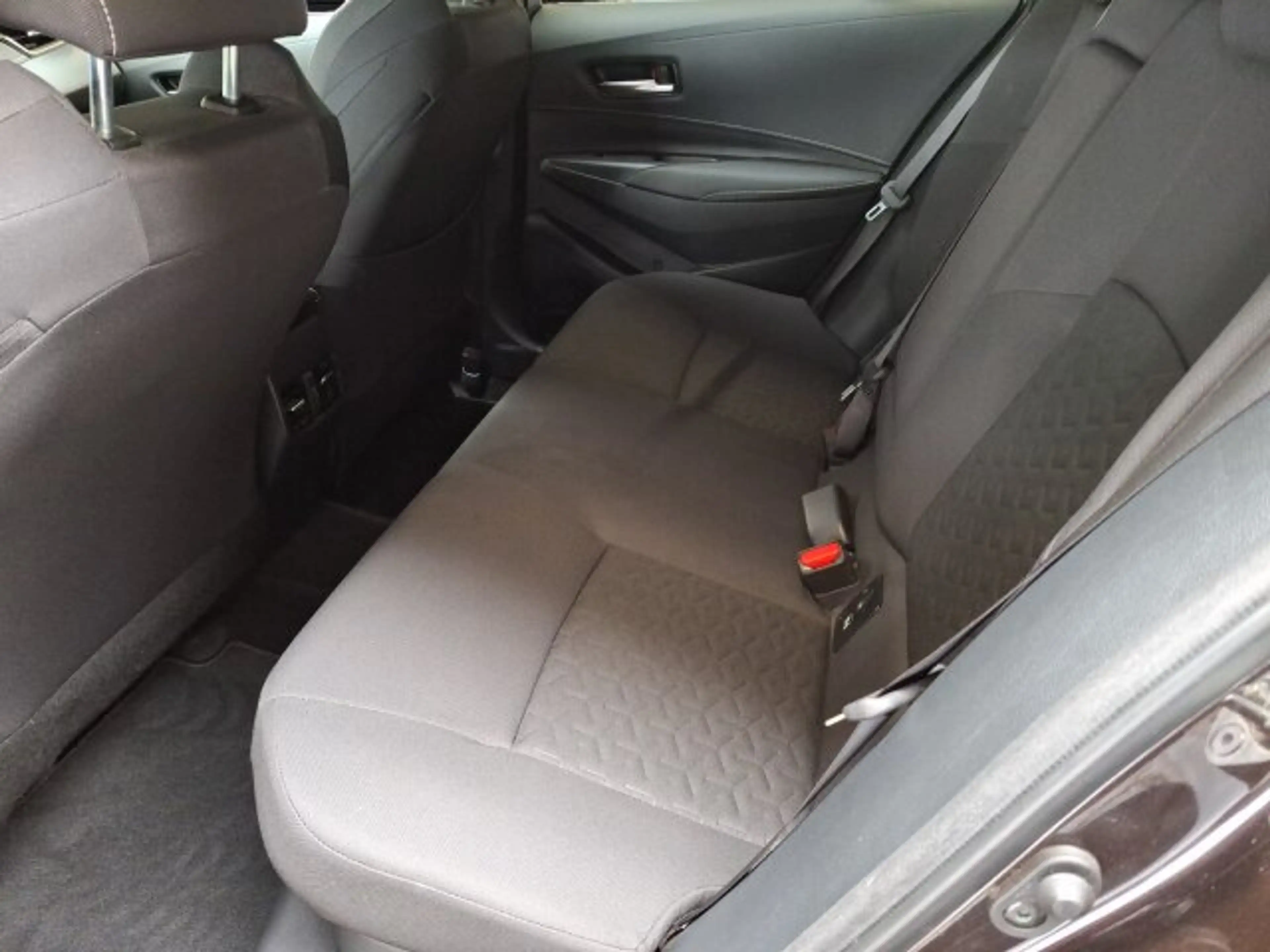 Suzuki Swace Swace 1.8 Hybrid Comfort+ Automatik — photo 14