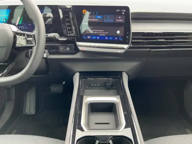 Renault Austral view 12