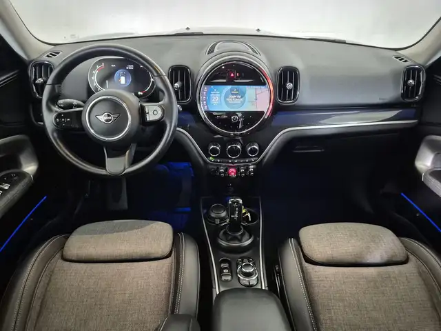 Mini Cooper Cooper view 9