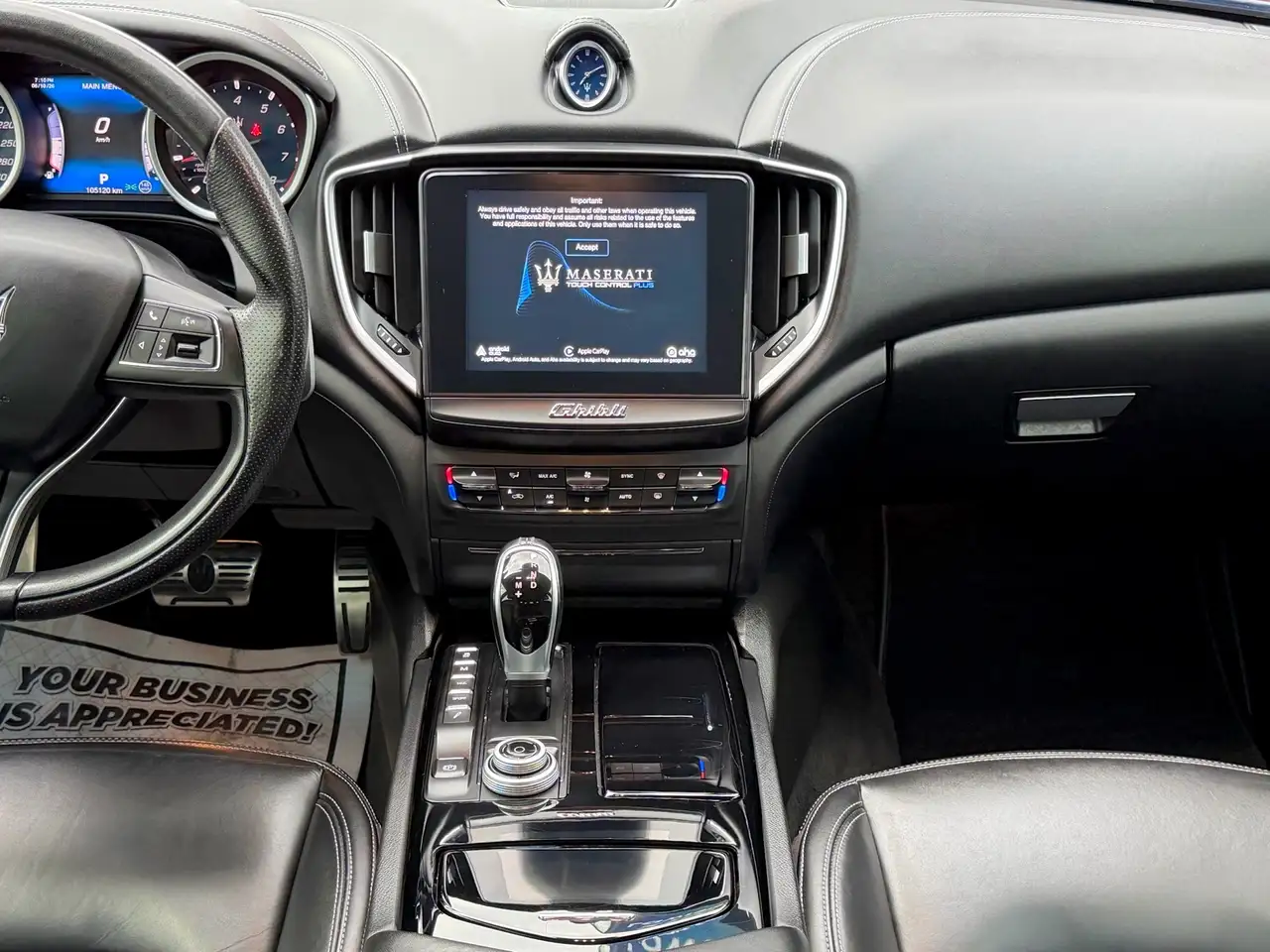 Maserati Ghibli photo Maserati Ghibli