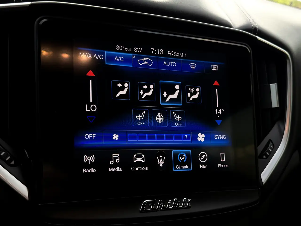 Maserati Ghibli photo Maserati Ghibli
