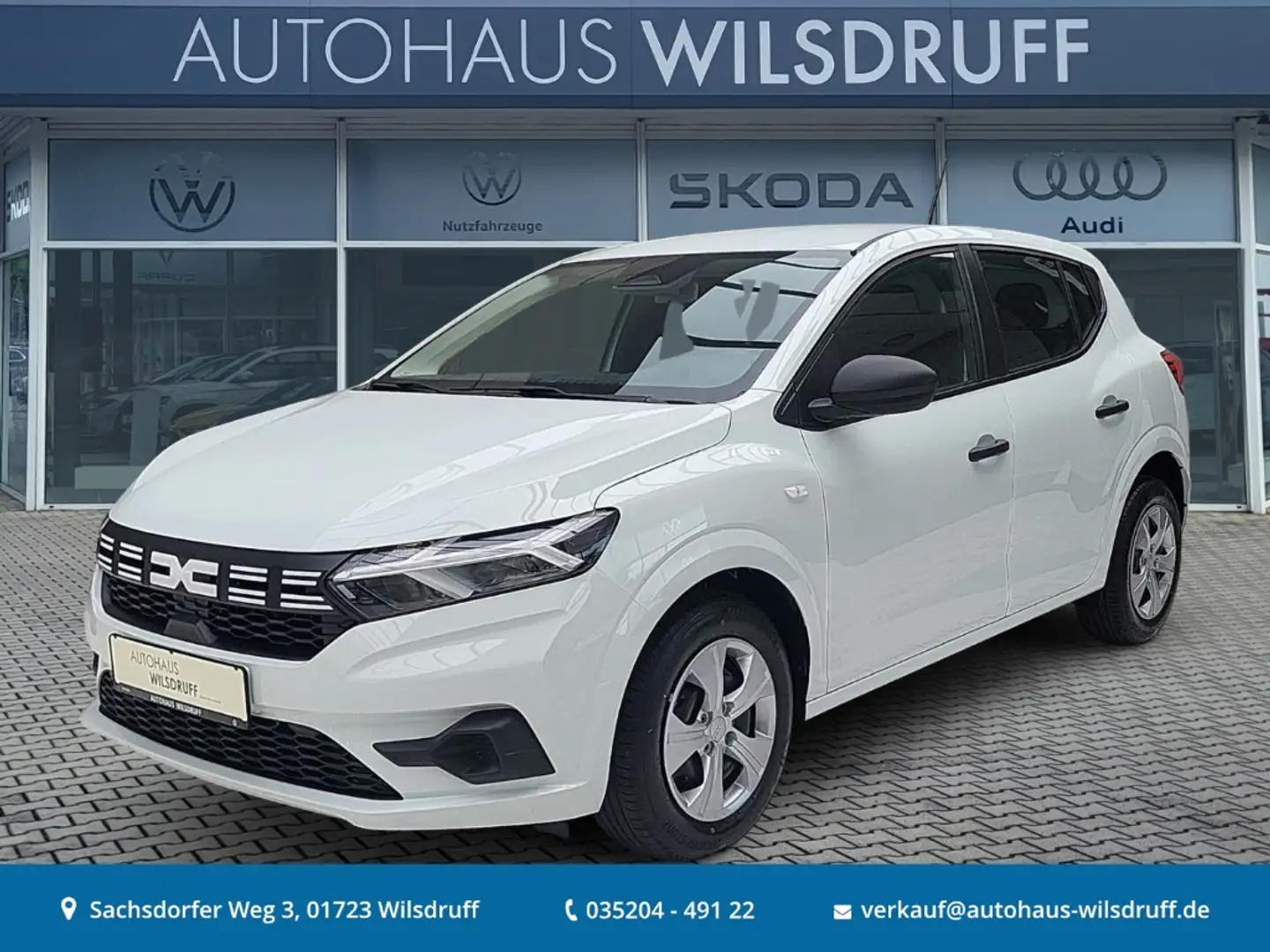Dacia Sandero Essential 1.0 TCe 90 LED Tempomat DAB Weiß - 1