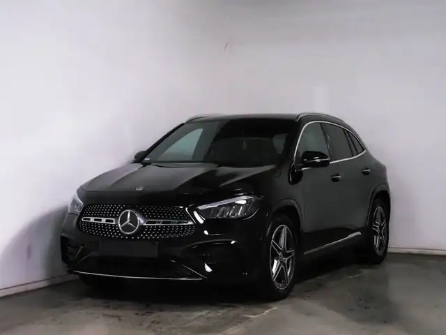 Mercedes-Benz GLA 180 AMG Line Advanced Plus auto