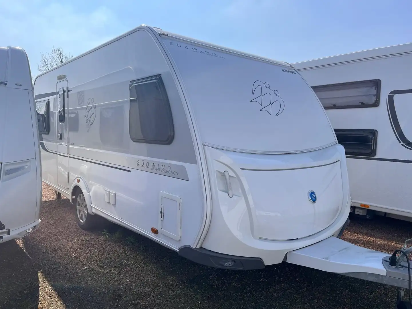 Knaus Südwind 500 FU Weiß - 1