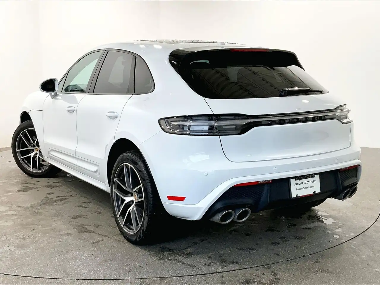 Porsche Macan снимка Porsche Macan