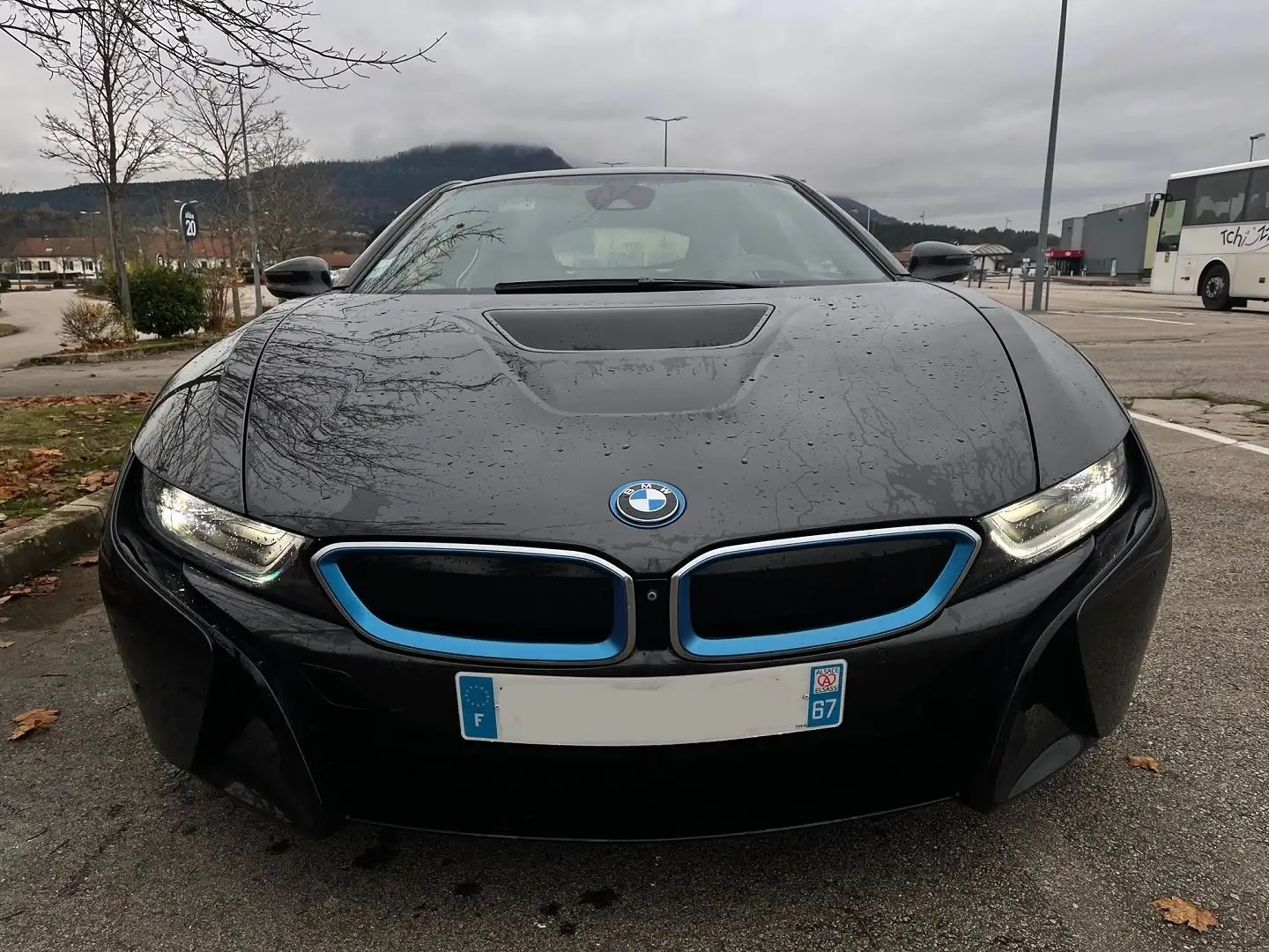 BMW i8 (I12) 362CH PURE IMPULSE Noir - 2