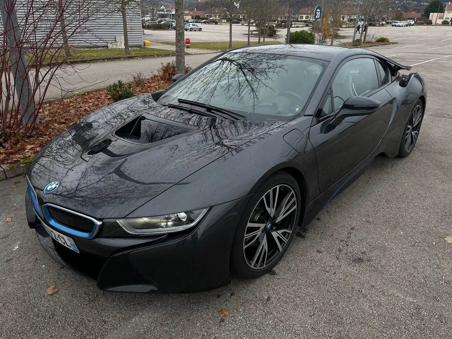 BMW i8 (I12) 362CH PURE IMPULSE Noir - 1