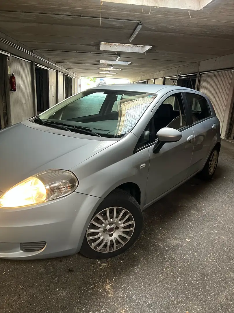 Fiat Grande Punto 1,2 Active - 1