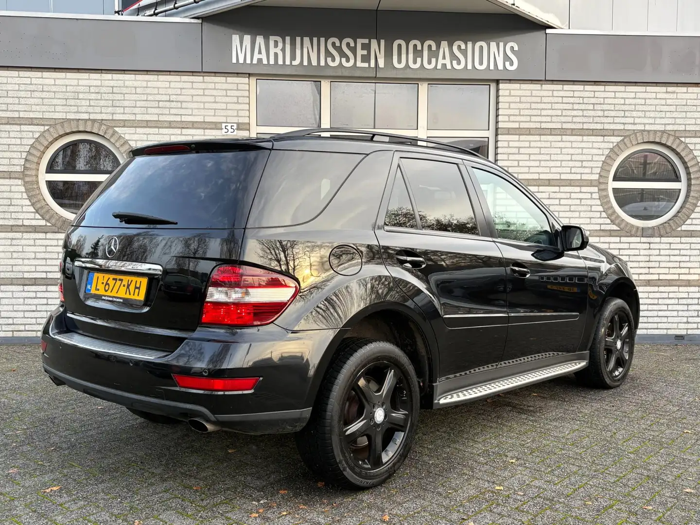 Mercedes-Benz ML 350 M-klasse |Stoelvw,PDC,Airco| Schwarz - 2