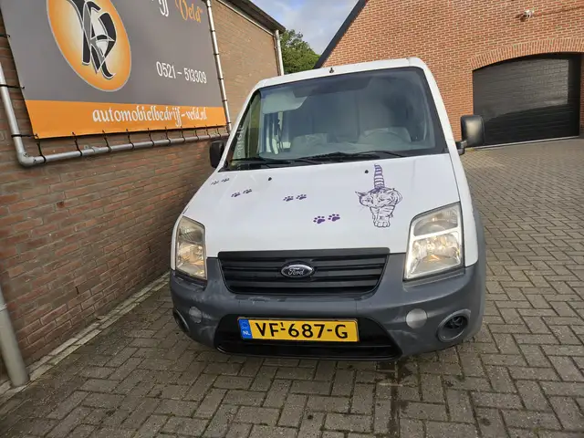 Ford Transit Connect view 2
