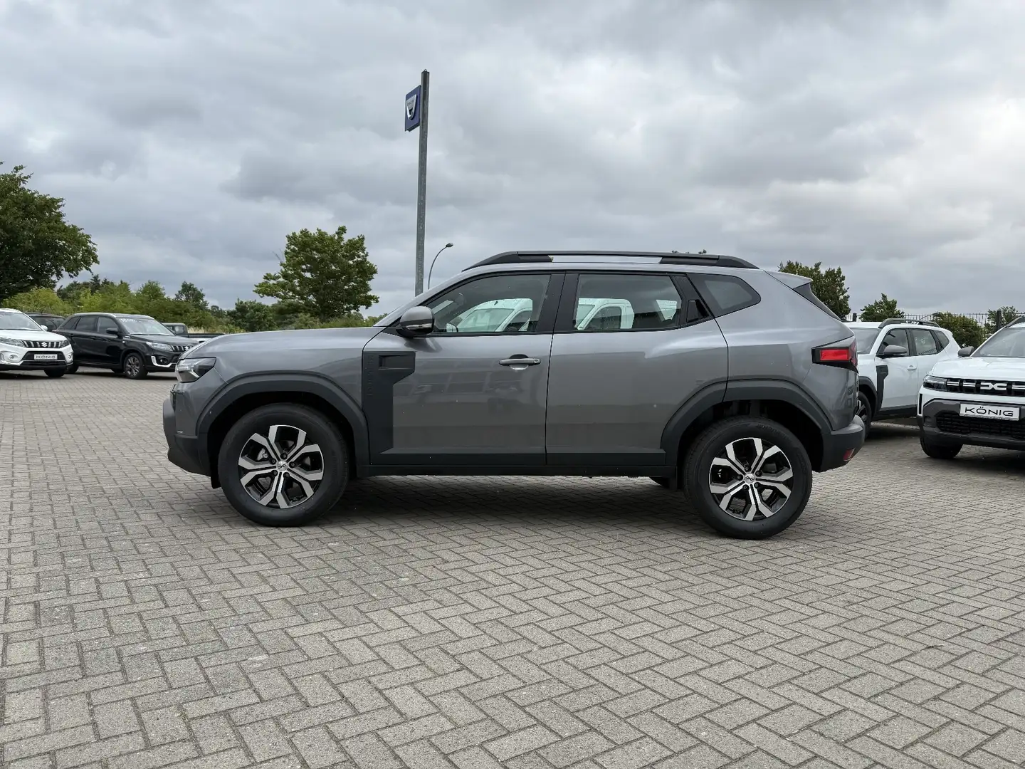 Dacia Duster Expression TCe 130 Grau - 2