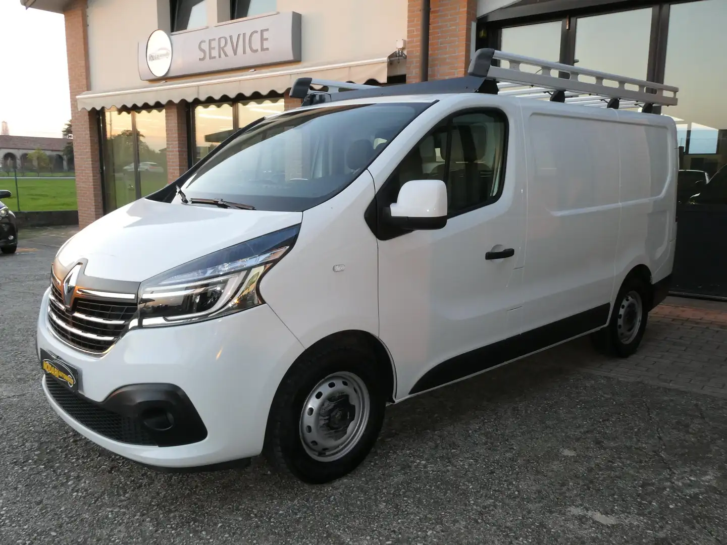 Renault Trafic RENAULT trafic T27 2.0 dCi 145 cv Energy ice Plus Bianco - 1