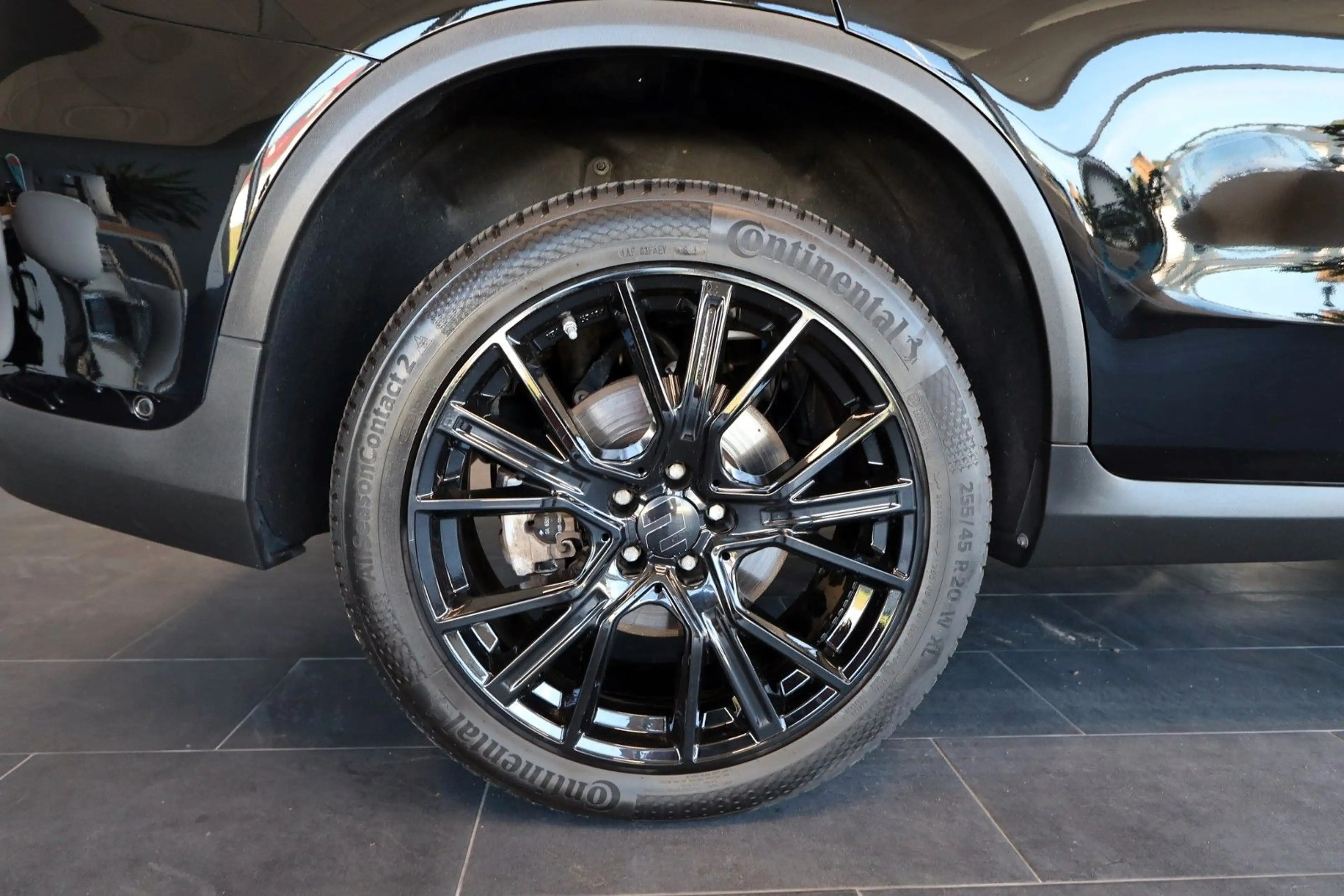 Mercedes-Benz GLC 350 e 4Matic AMG-Line Night Paket LED LEDER — photo 9