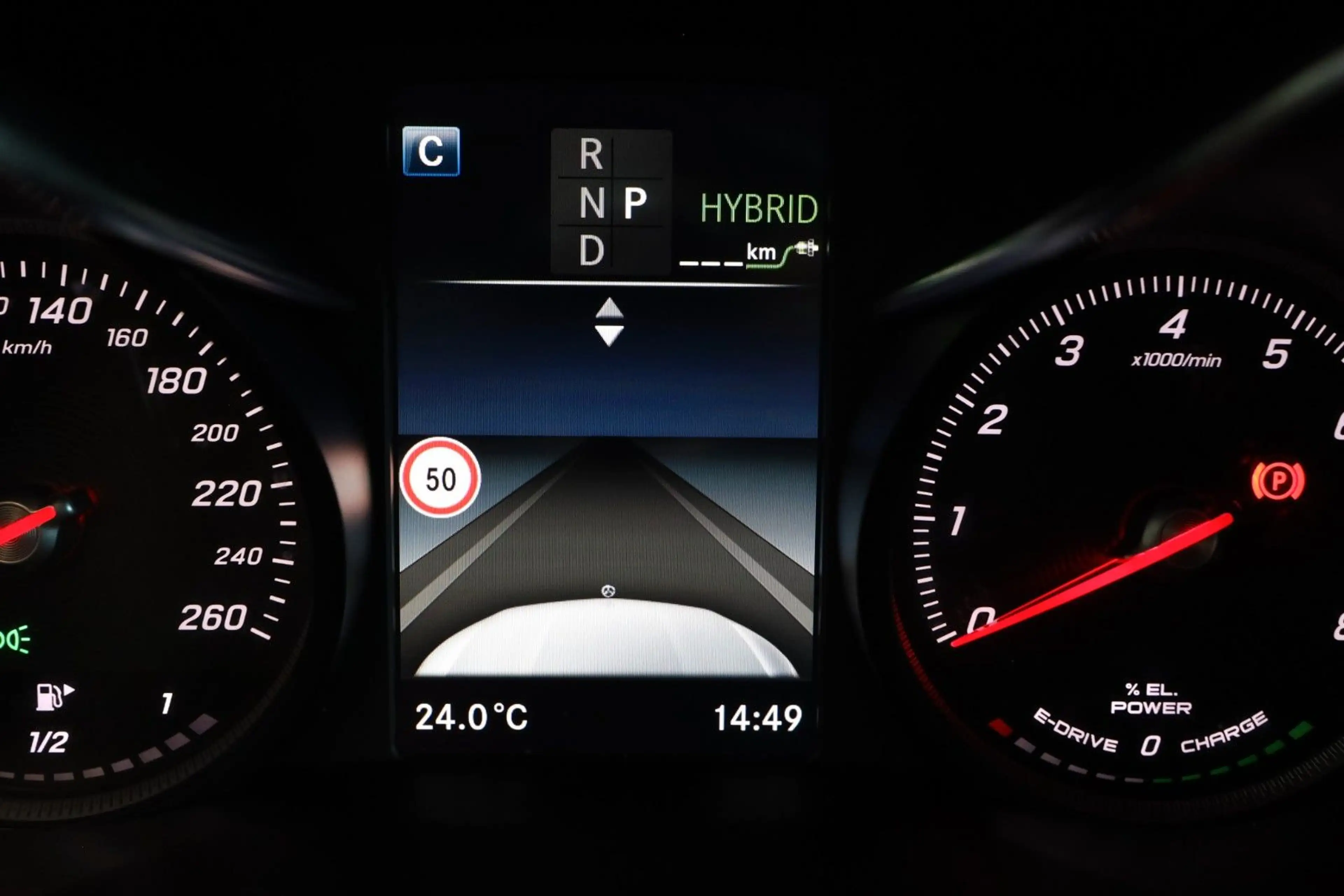 Mercedes-Benz GLC 350 e 4Matic AMG-Line Night Paket LED LEDER — photo 19
