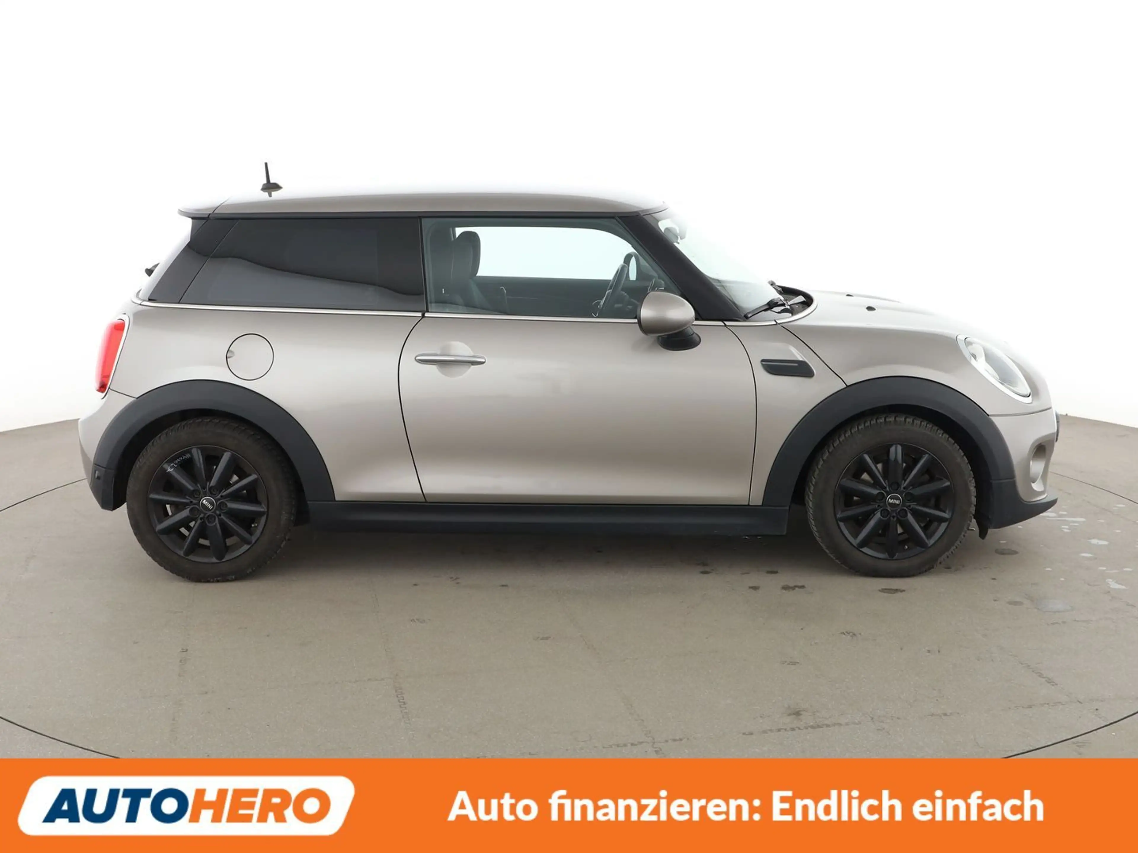 MINI One One Blackyard *PDC*SHZ*KLIMA*GARANTIE* — photo 7
