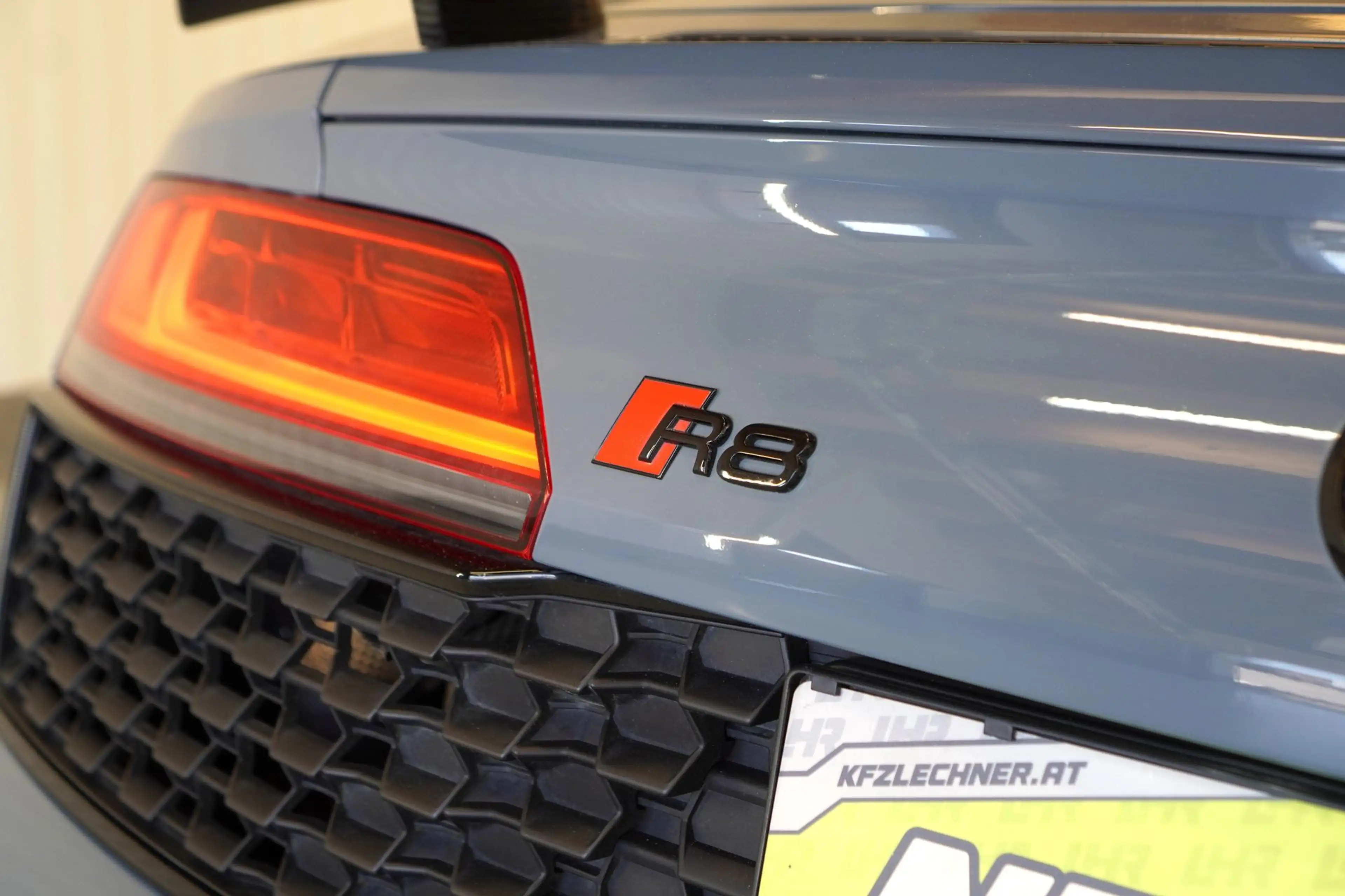 Audi R8 5.2 FSI quattro "Performance" CERAMIC*B&O*LASER — photo 8