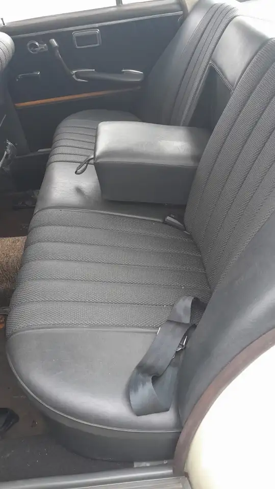 Mercedes-Benz 220 interni in pelle ,tettuccio apribile ., foto 12