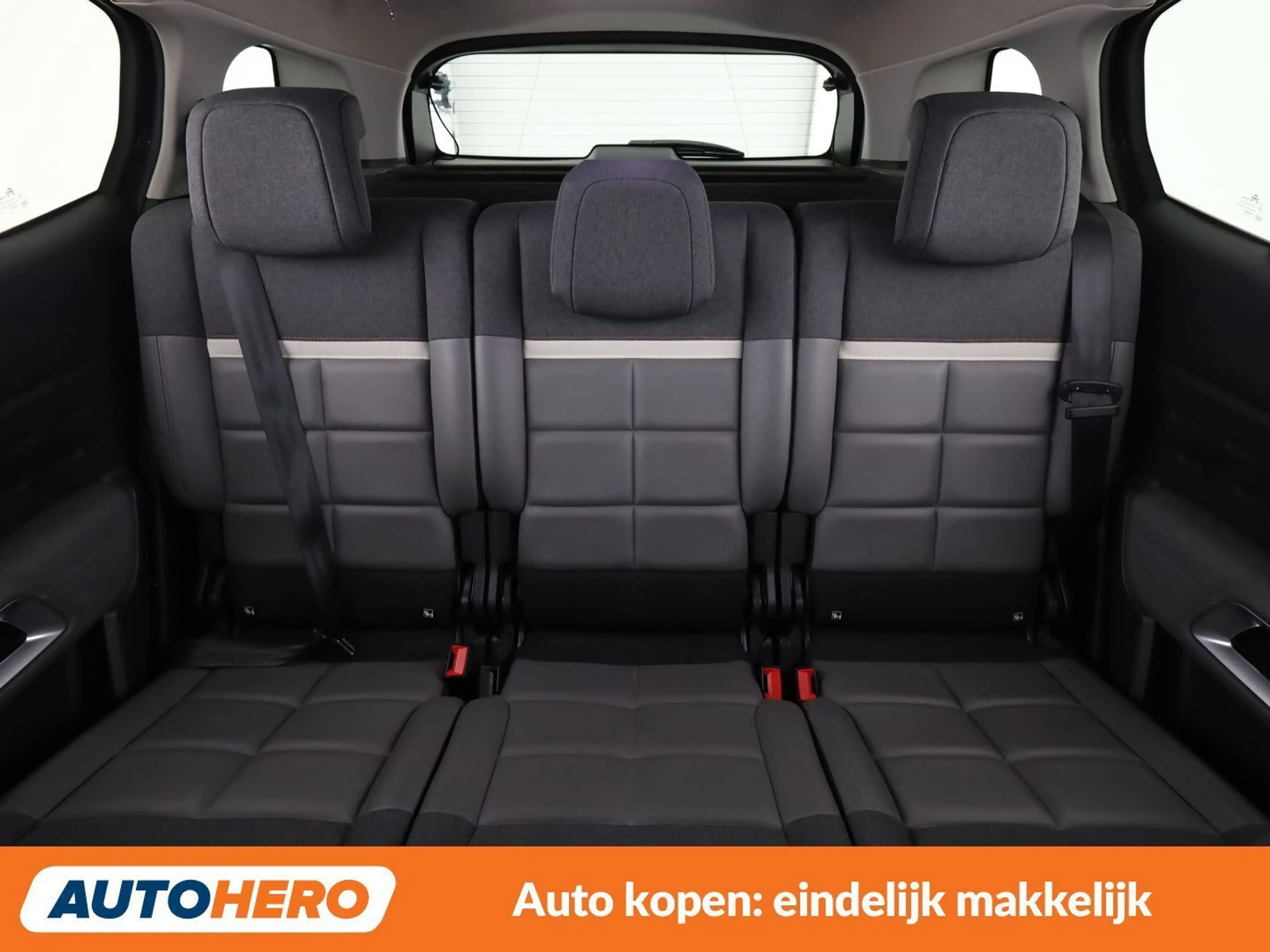 Citroen C5 Aircross 1.6 PureTech Shine — photo 15