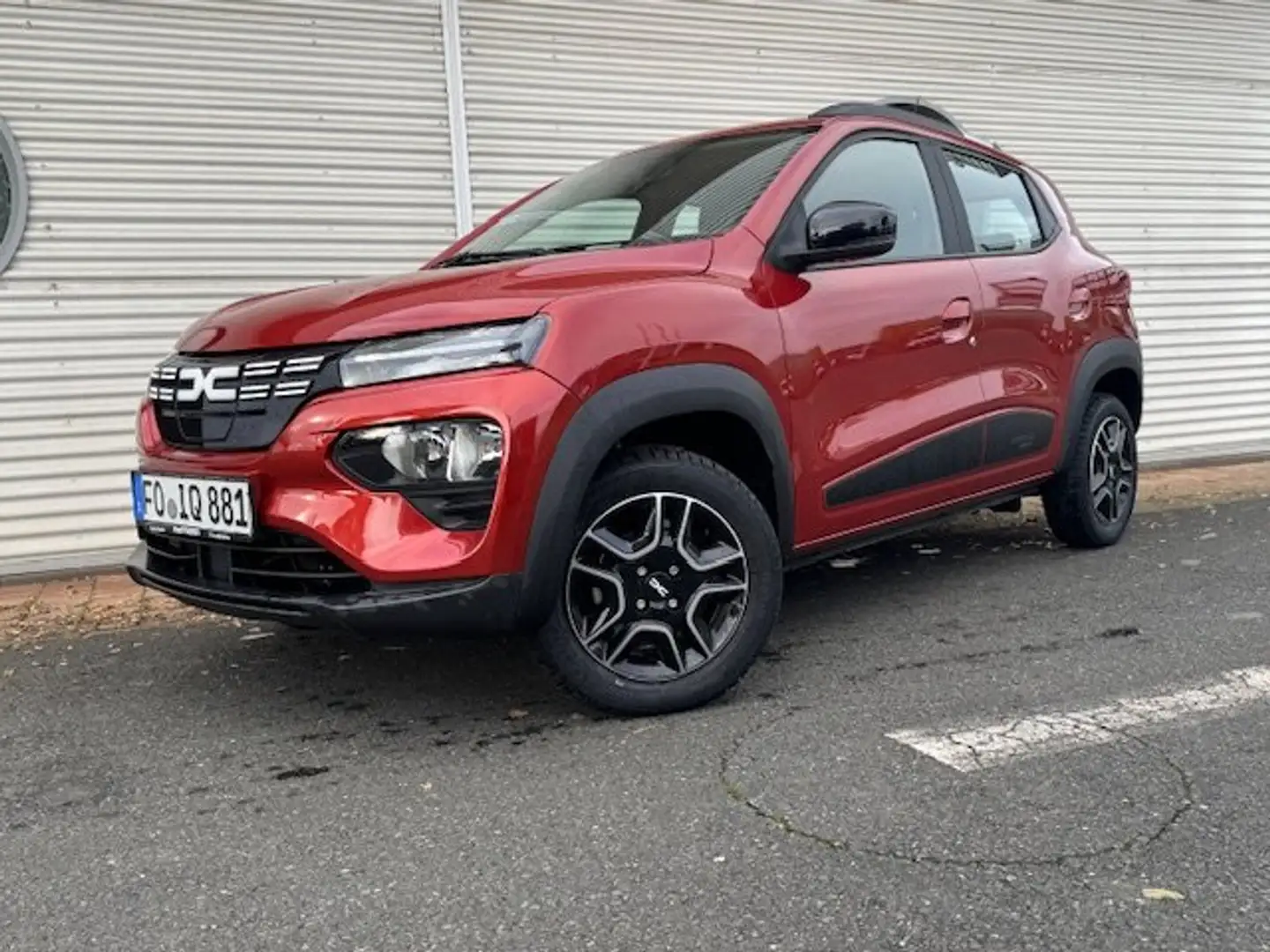 Dacia Spring Essential CCS KAMERA NAVI KLIMA GJR Schüko PDC Rouge - 1