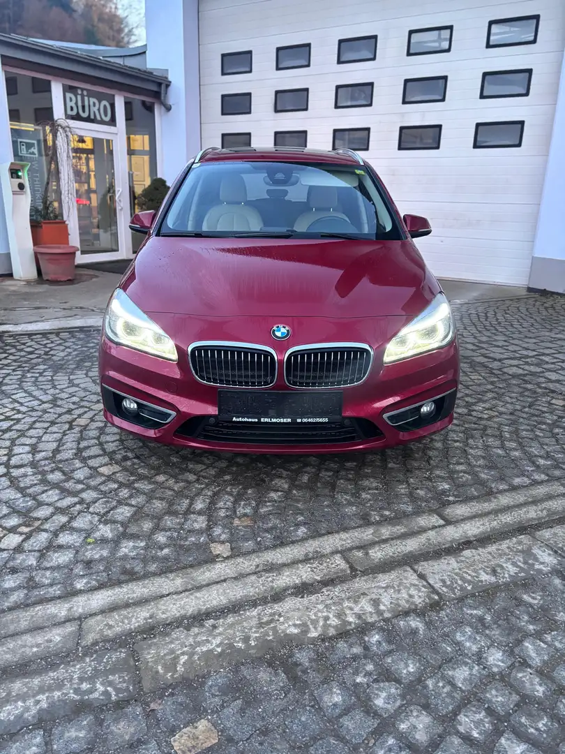 BMW 220 220 d xDrive Luxury Line Rot - 2