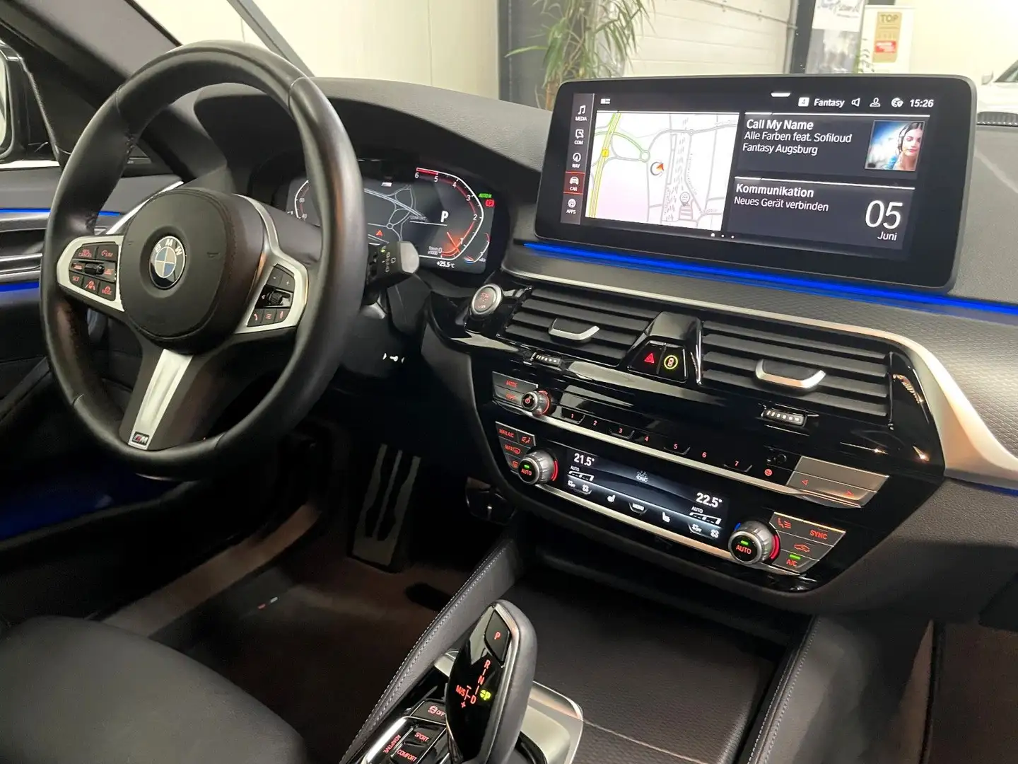 BMW 530 d xDrive M Sport *20 Zoll*Pano*HuD*360*AHK* Negro - 2