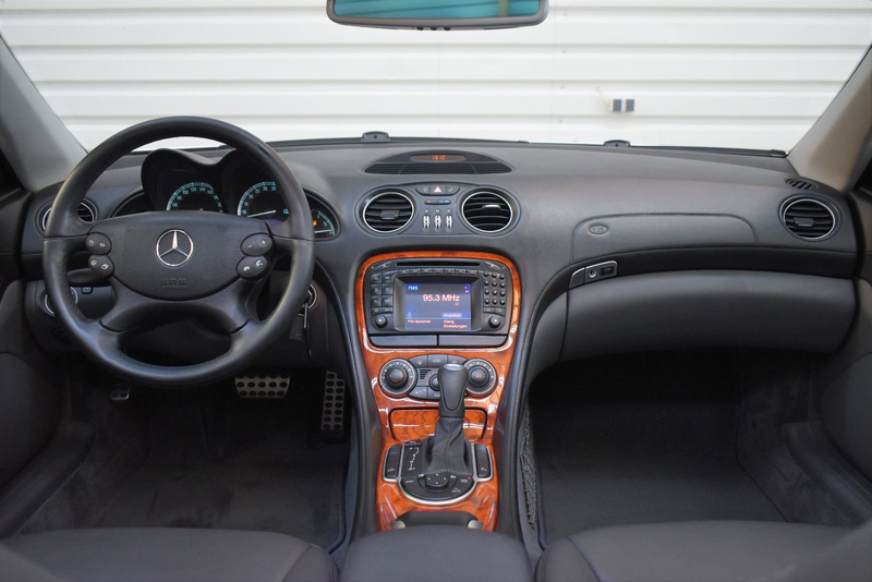 Mercedes-Benz SL 500 Edition+Bi-Xenon+Memory+Keyless+SHZ+PDC — photo 12