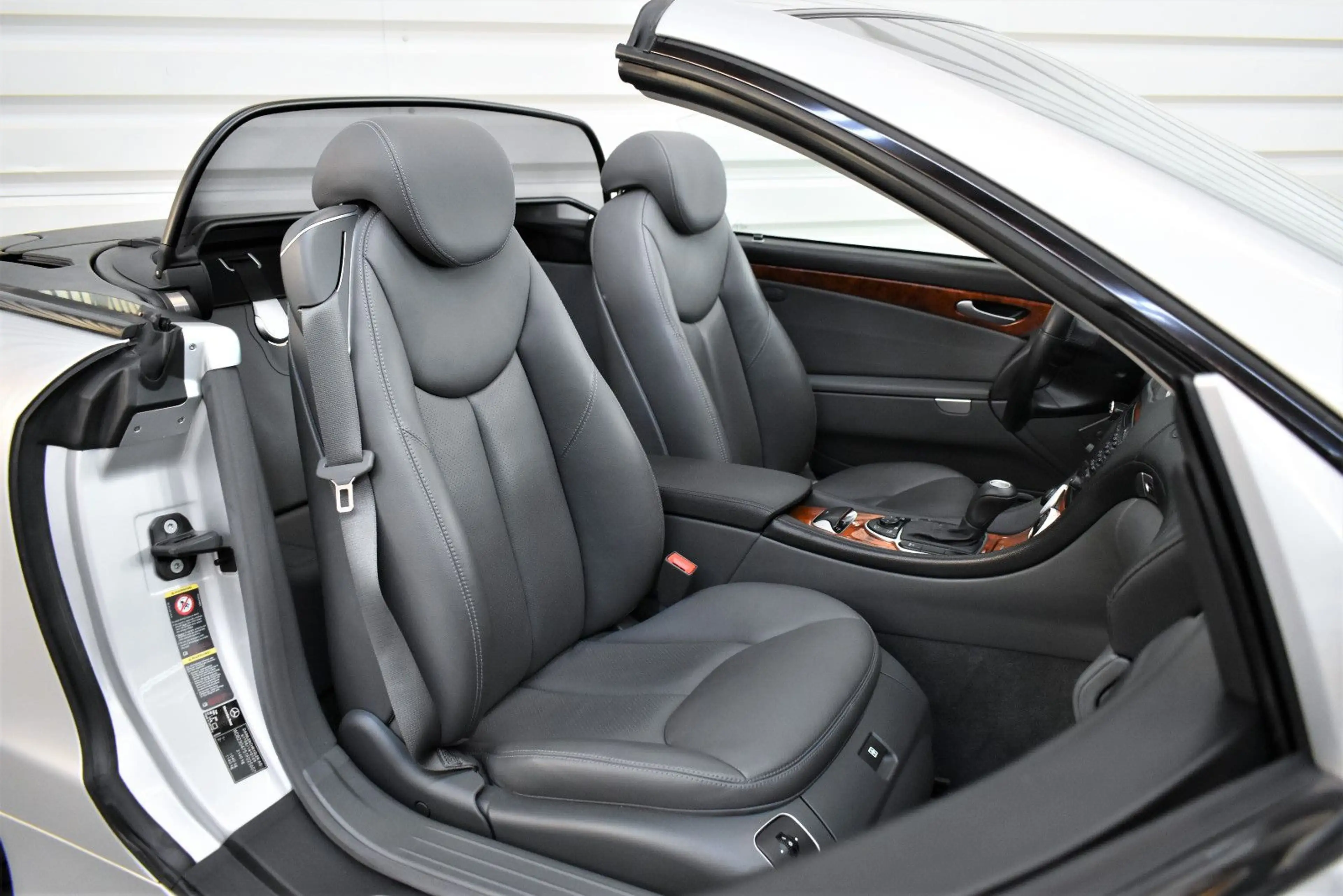 Mercedes-Benz SL 500 Edition+Bi-Xenon+Memory+Keyless+SHZ+PDC — photo 10