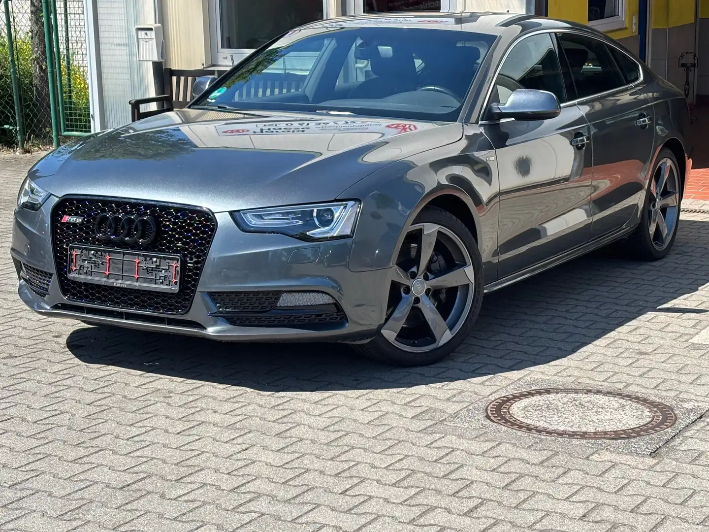 Audi A5 2.0 TFSI quattro S-Line Sport Plus/Navi/18"/ Grijs - 2